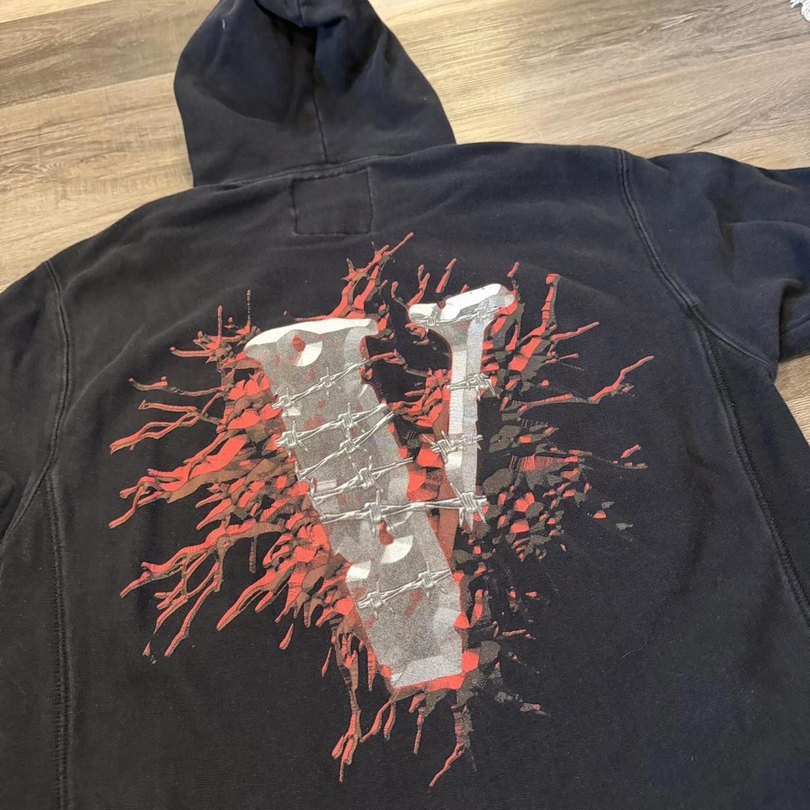 Other juice wrld vlone hoodie M Size US M / EU 48-50 / 2 - 5 Thumbnail