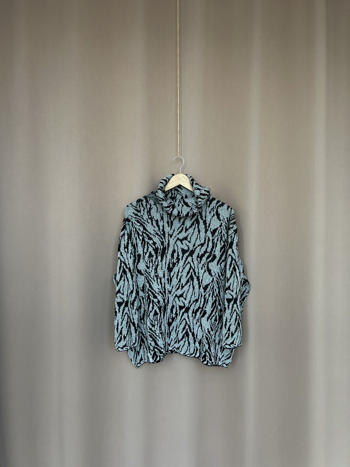 image of Avant Garde Rundholz Black Label Knit Sweater, Women's (Size Medium)