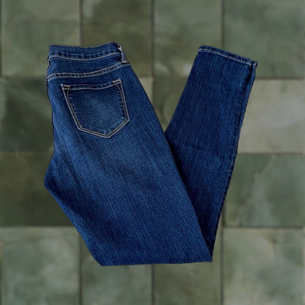 Old Navy Old Navy Women's Medium Wash Skinny Jeans 2 Regular Mid Rise Blue Cotton Blend Stretch Size 26" / US 2 / IT 38 - 1 Thumbnail