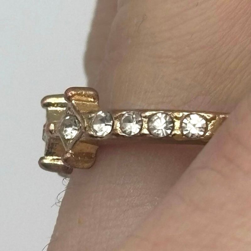 Other Stunning Gold Crystal Ring Size ONE SIZE - 3 Thumbnail