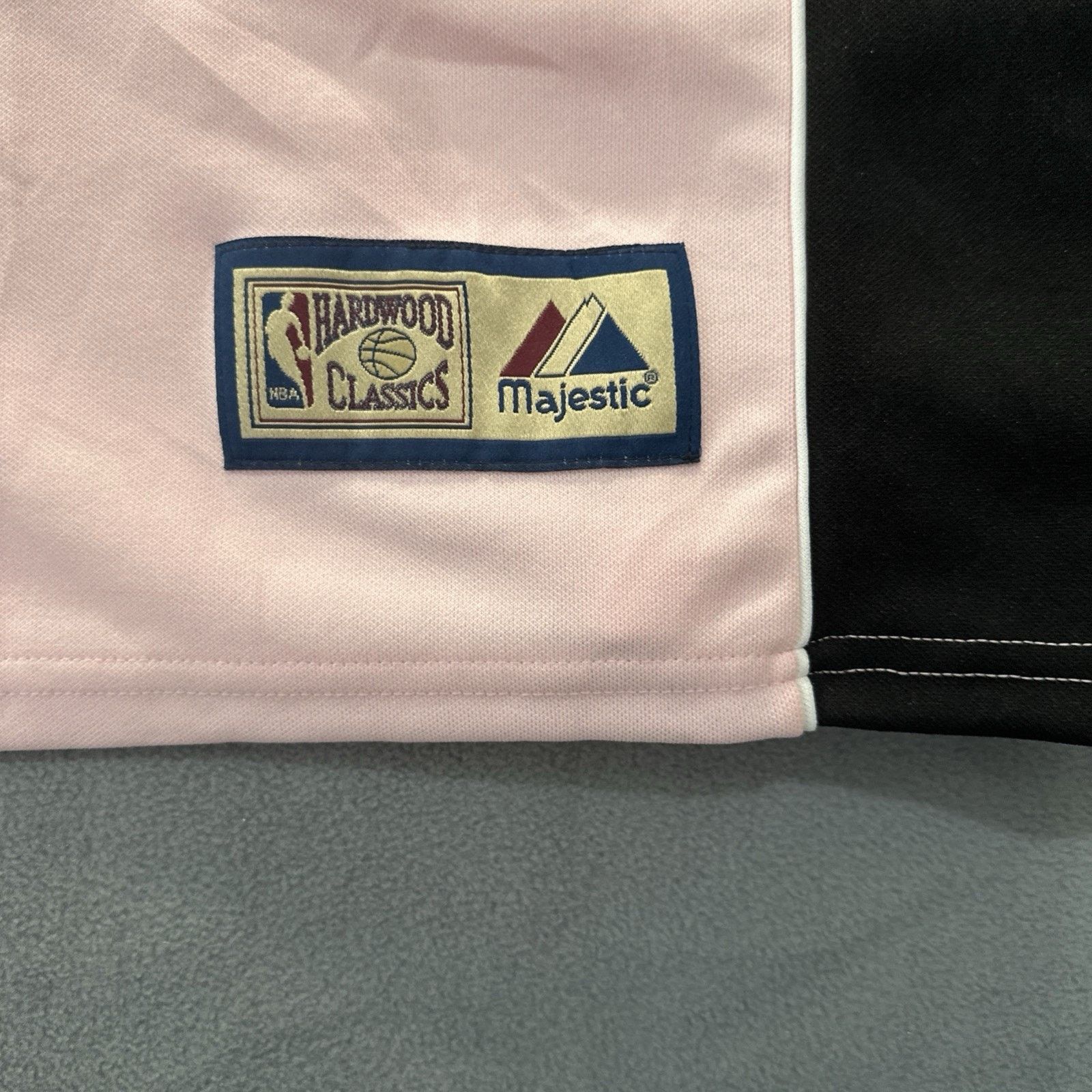 Majestic Atlanta Hawks Majestic Hardwood Classics Pink Warm Up NWT Size US XL / EU 56 / 4 - 6 Thumbnail