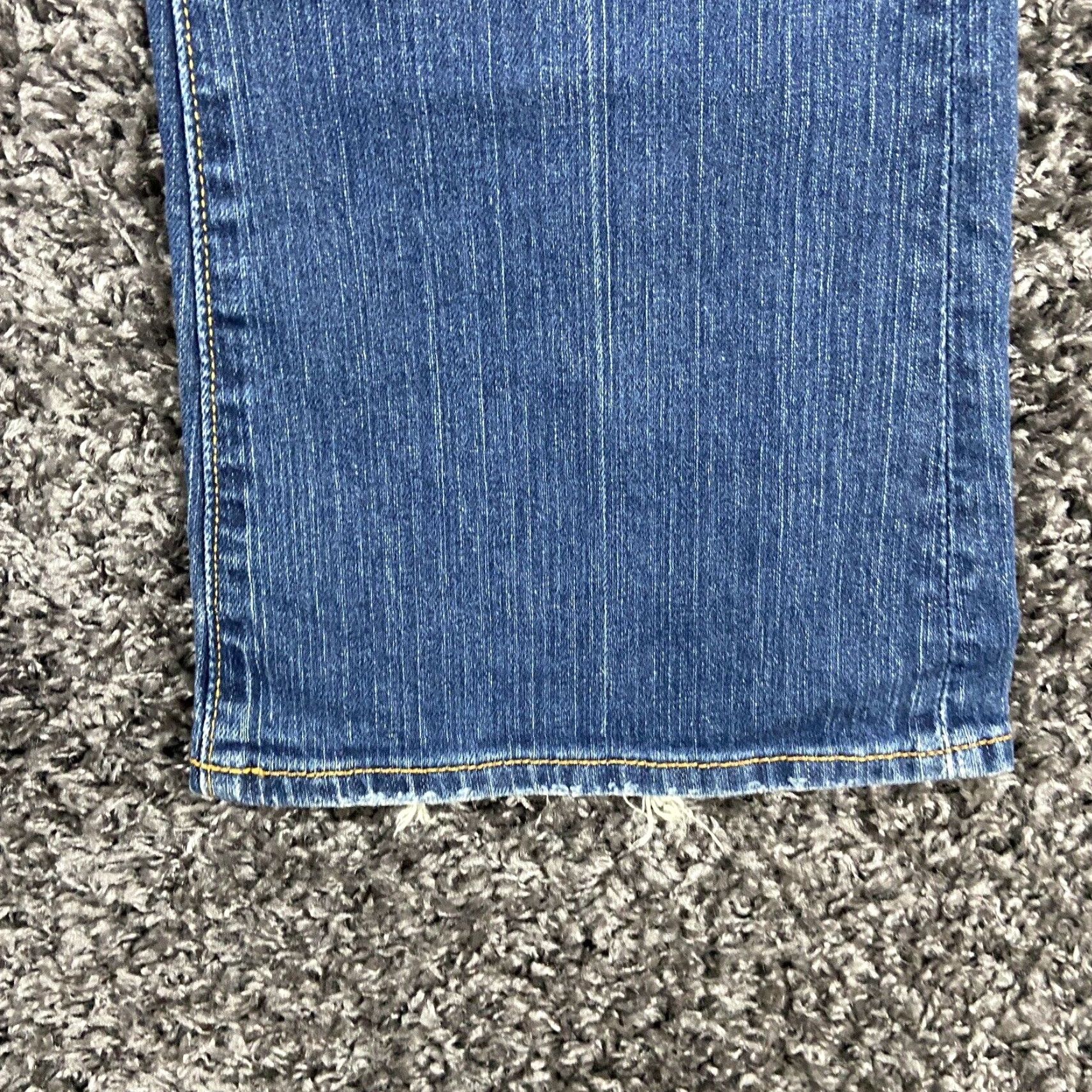 Old Navy OND Old Navy Denim Low Waist Bootcut Stretch Blue Jeans Women’s 12 Short Size 34" / US 12 / IT 48 - 2 Thumbnail