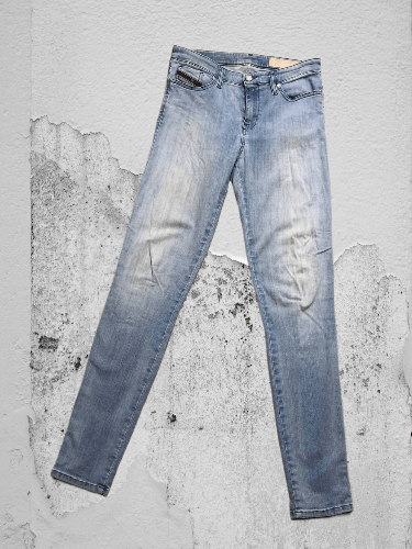 Diesel Diesel Vintage Jeans Size 28" / US 6 / IT 42 - 1 Thumbnail