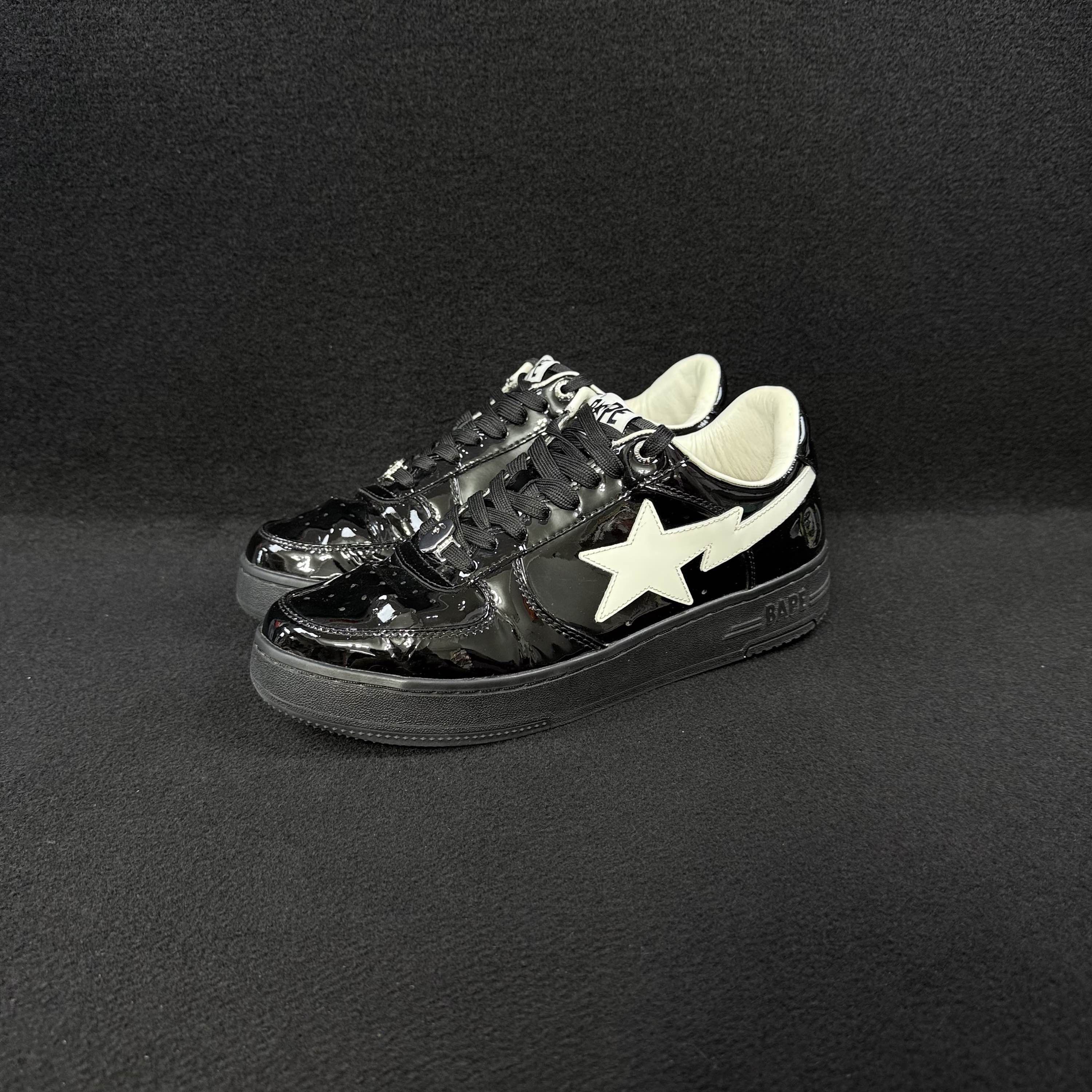 Bape A BATHING APE Patent Leather Bape Sta Sneakers US 9 Size US 9 / EU 42 - 1 Thumbnail
