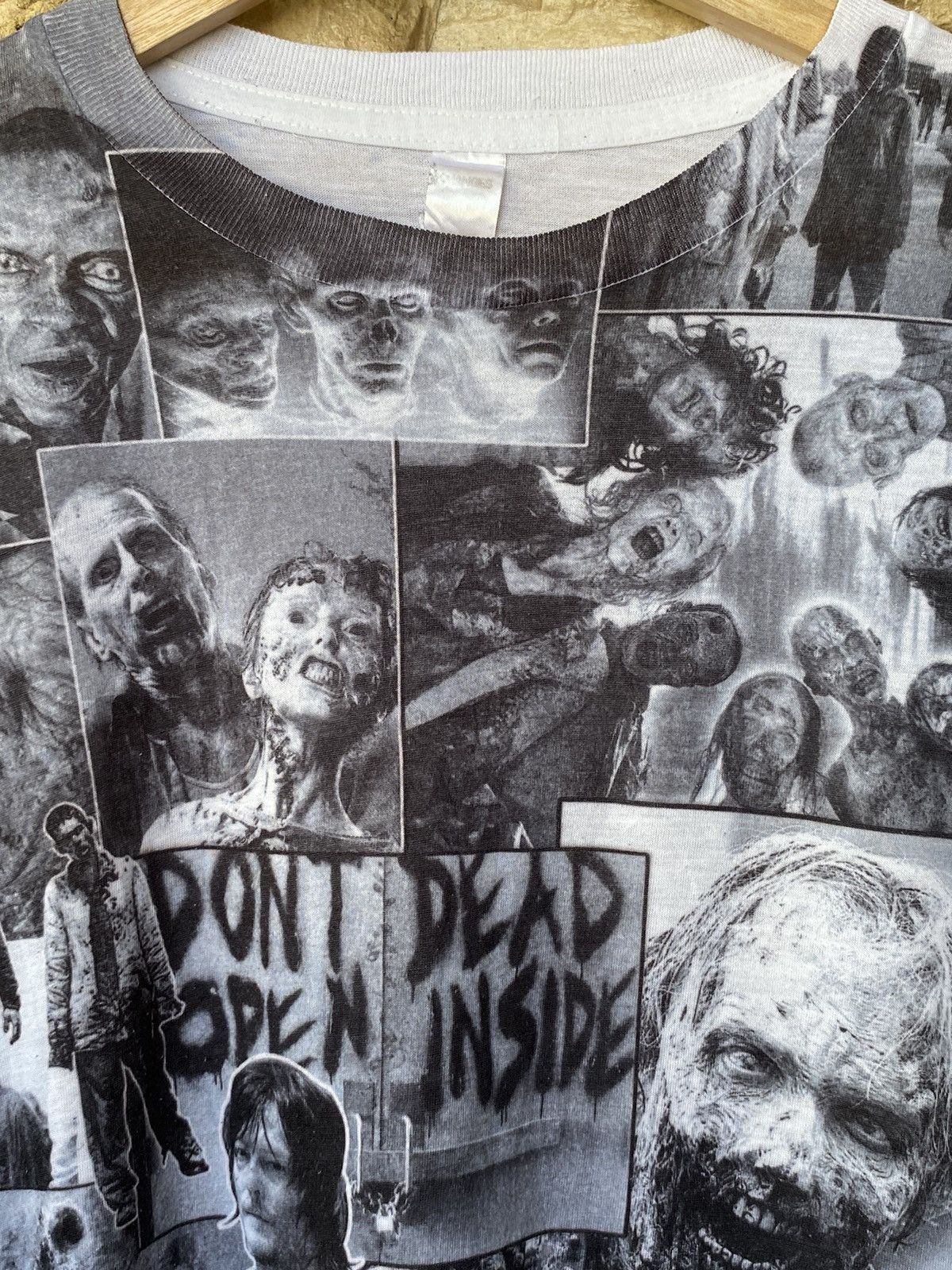 Vintage Rare The Walking Dead Fullprint Movie Series Tees Size US XL / EU 56 / 4 - 6 Thumbnail