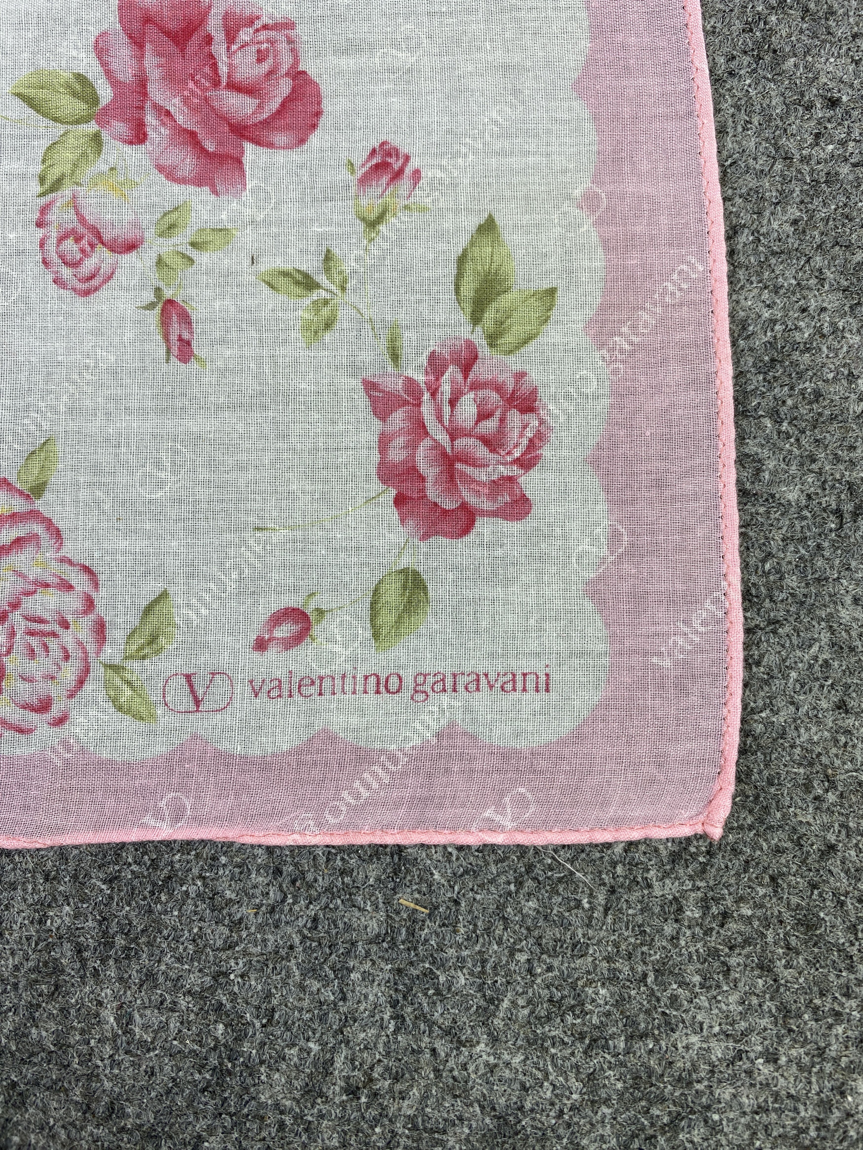 Valentino Valentino Garavani Handkerchief / Neckerchief KT0181 Size ONE SIZE - 5 Thumbnail