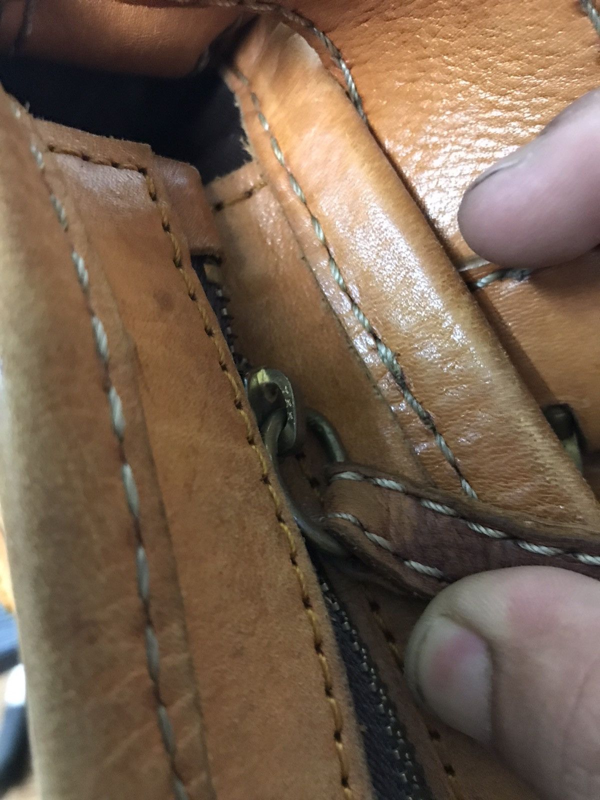 Leather × Vintage Japanese Robita Folita Brown Leathers Bag Size ONE SIZE - 9 Thumbnail