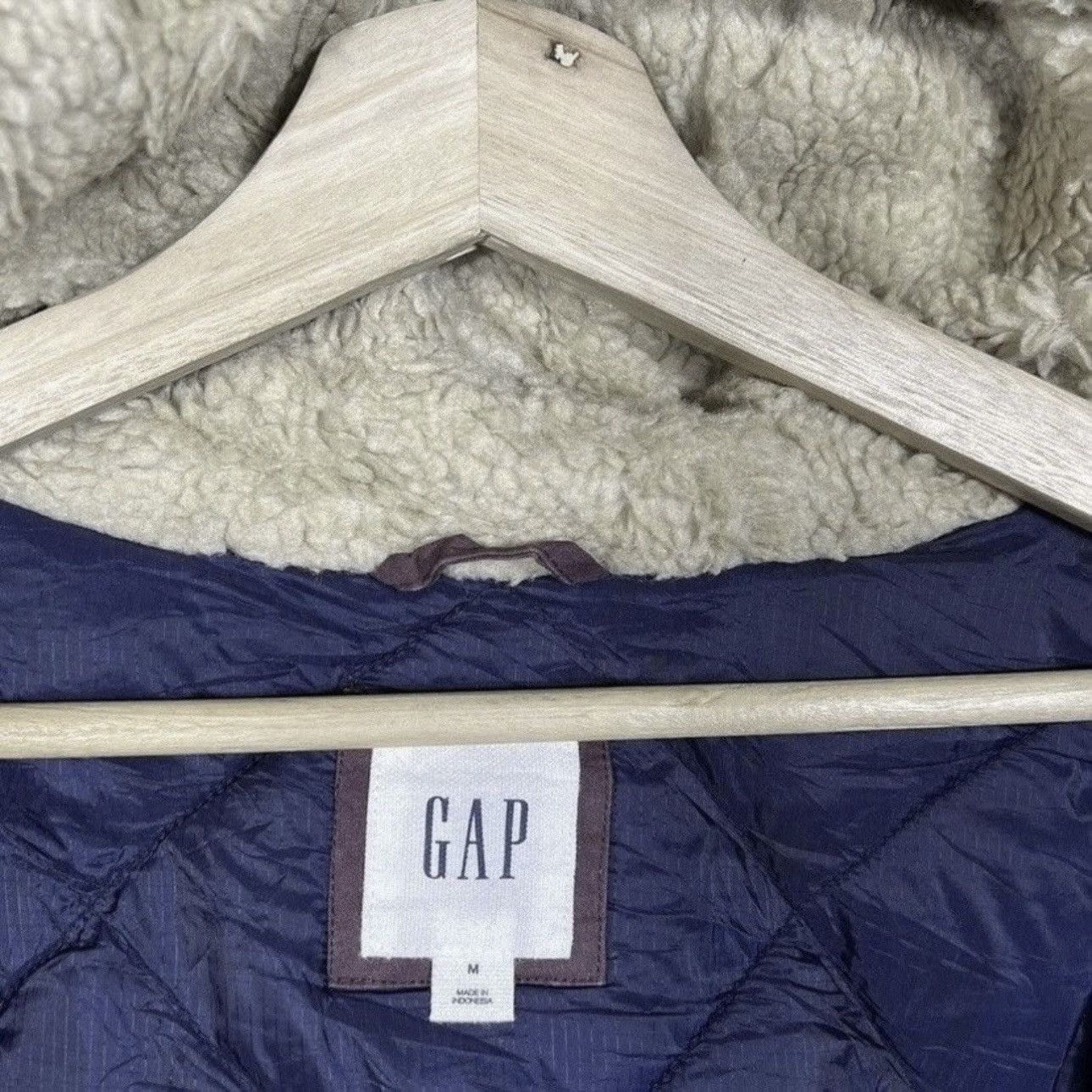 Gap gap hoodies big logo embroidered Size US M / EU 48-50 / 2 - 6 Thumbnail