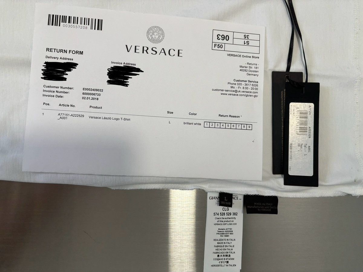 Versace Versace embroidered T-shirt - brand new - size large Size US L / EU 52-54 / 3 - 6 Thumbnail