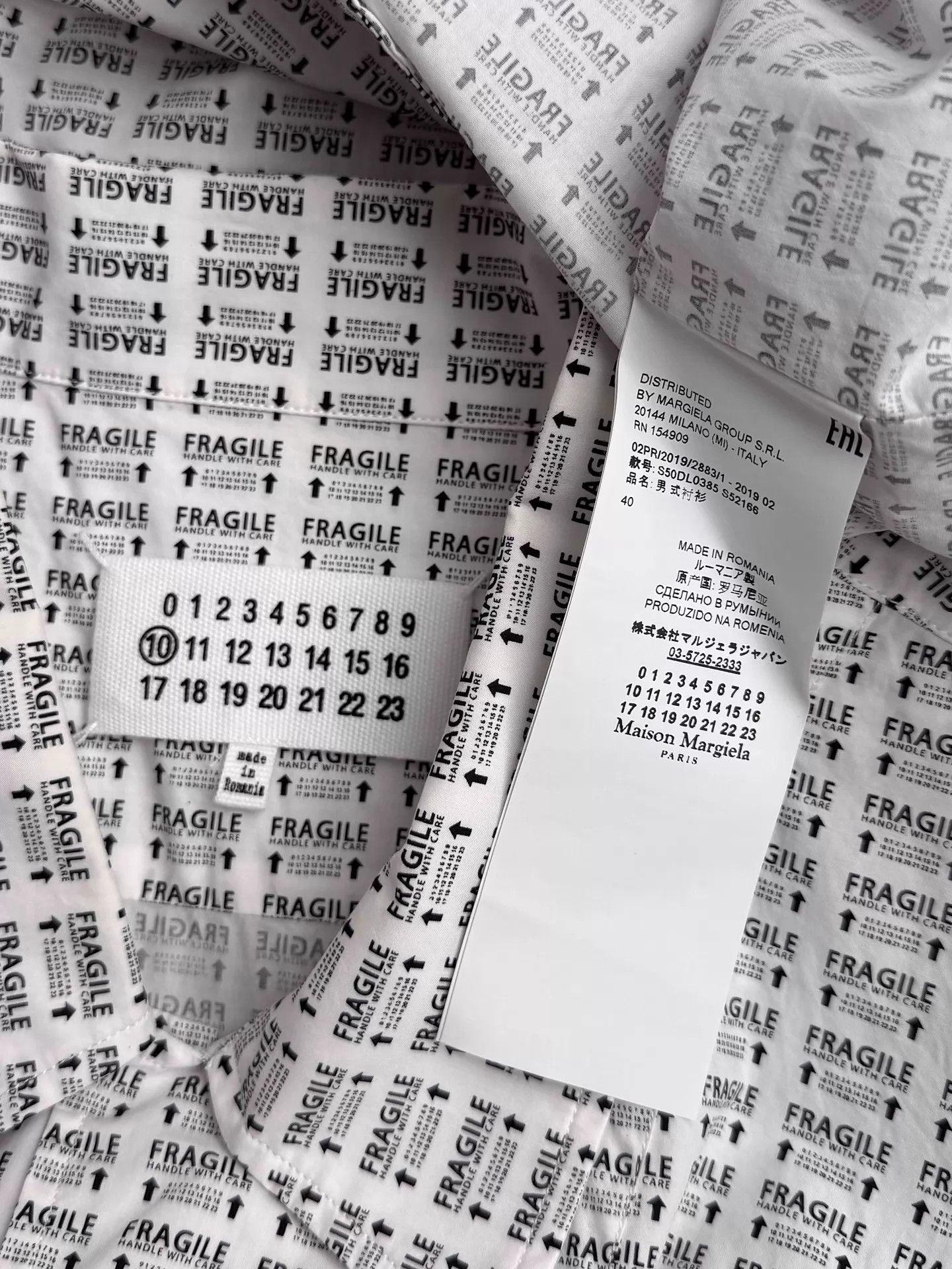 Maison Margiela Maison Margiela F/W19 All Over Print Shirt Tee Size US M / EU 48-50 / 2 - 6 Thumbnail