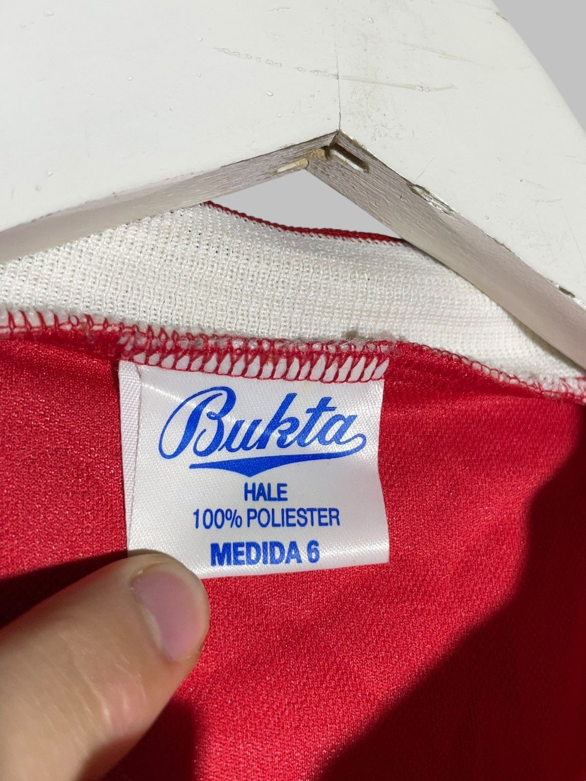 Vintage Sevilla FC Bukta 1990/92 Away Vintage Football Shirt Size US M / EU 48-50 / 2 - 12 Thumbnail