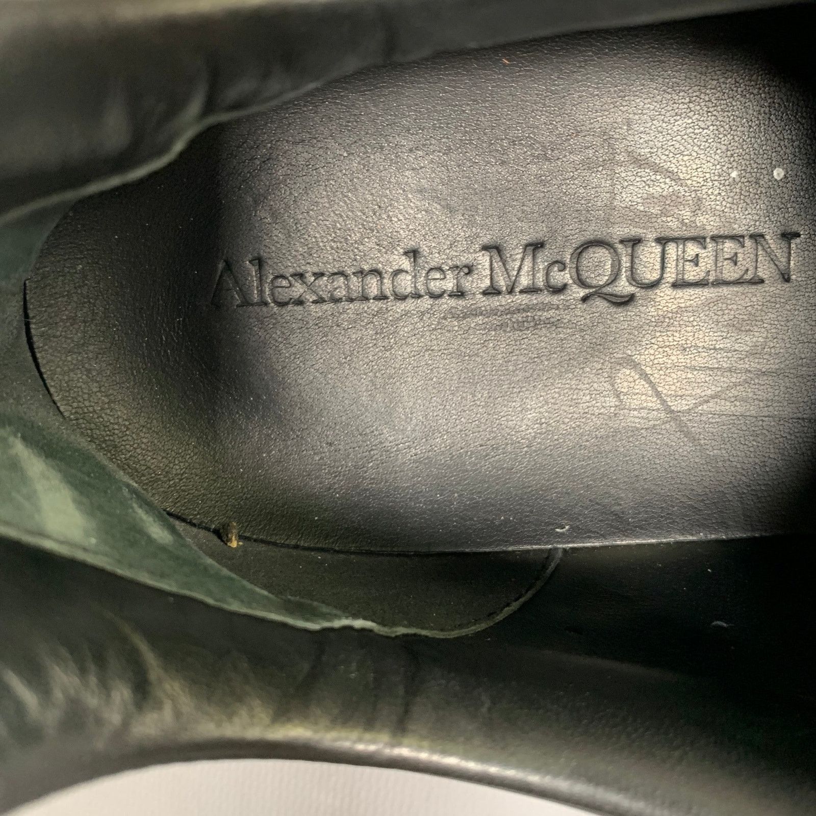 Alexander McQueen ALEXANDER MCQUEEN Size 10.5 Black Leather Sneakers Size US 10.5 / EU 43-44 - 8 Thumbnail