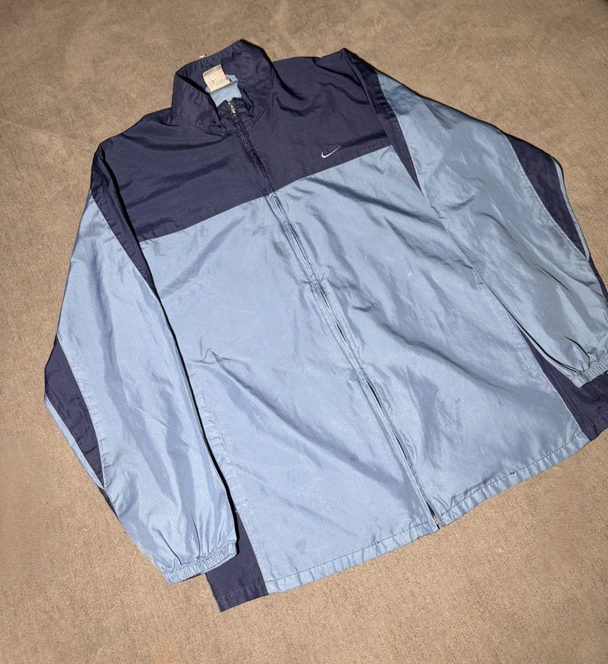 Nike vintage Nike two-tone blue full-zip windbreaker jacket Size US M / EU 48-50 / 2 - 2 Thumbnail
