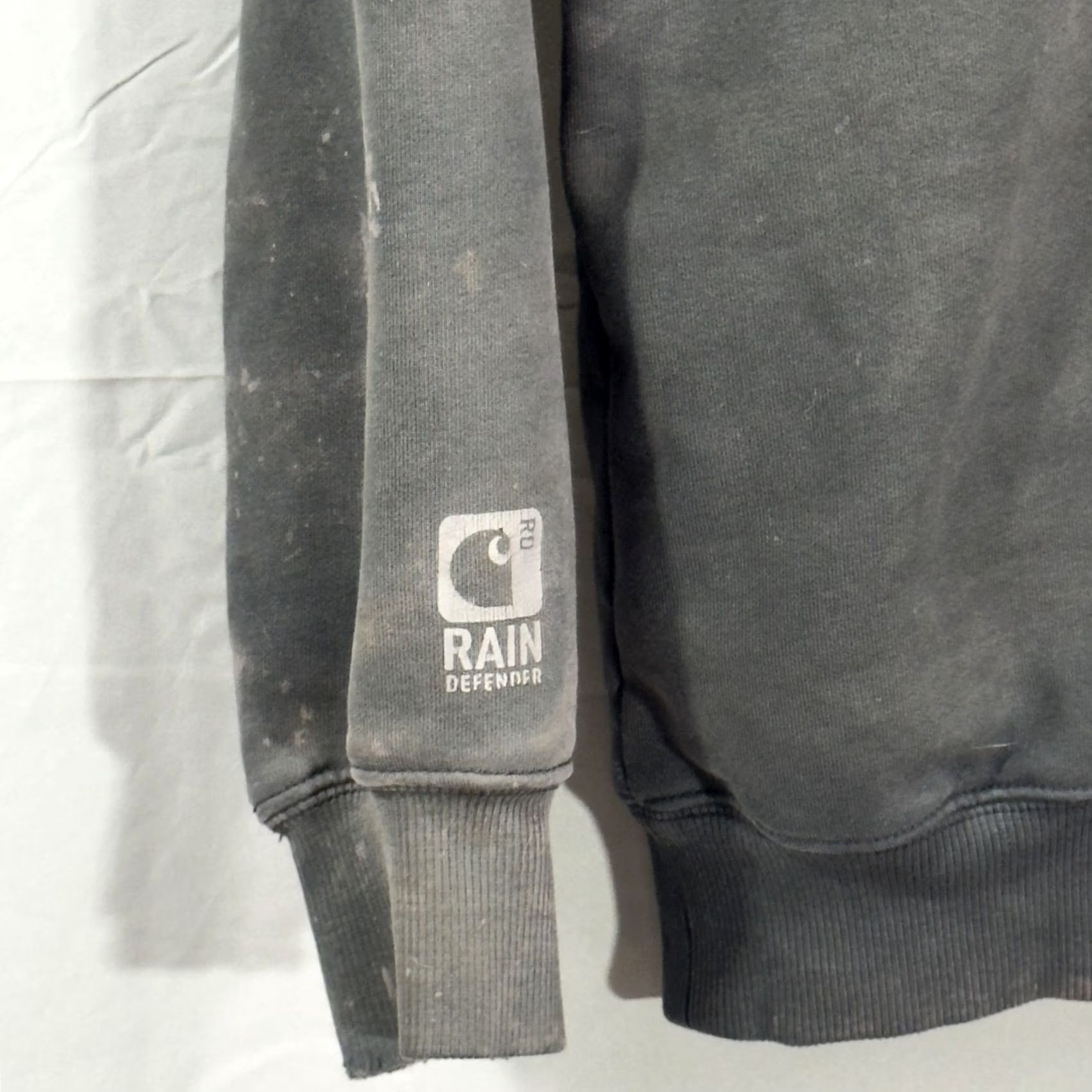 Carhartt VINTAGE Carhartt Hoodie Mens M Black Rain Defender Original Fit Pullover Workwear Distressed Size US M / EU 48-50 / 2 - 3 Thumbnail