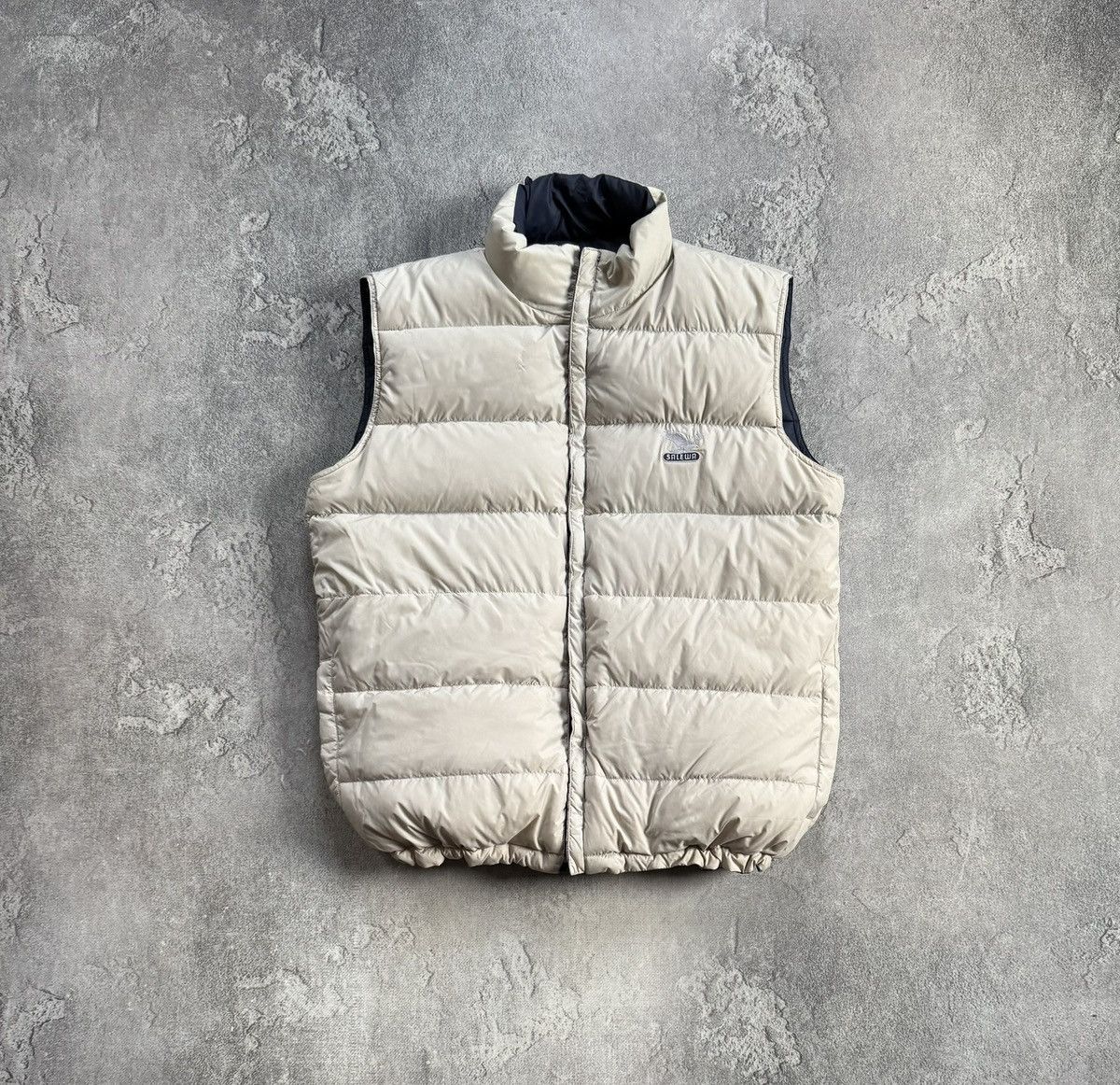 SALEWA Salewa L/size reversible down jacket vest sleeveless 00s Size US L / EU 52-54 / 3 - 11 Thumbnail
