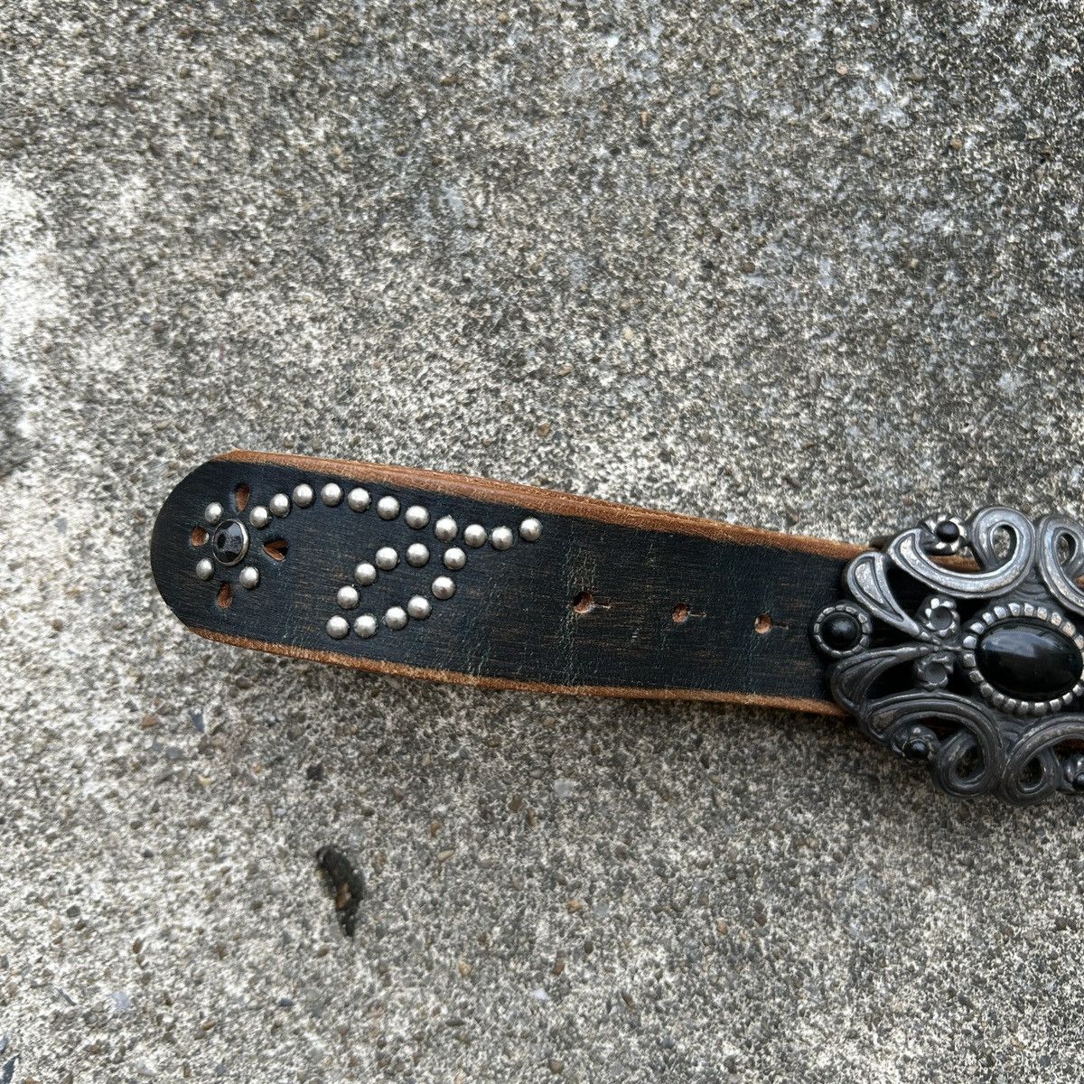 If Six Was Nine Vintage studded leather belt ⚫️ Size ONE SIZE - 7 Thumbnail