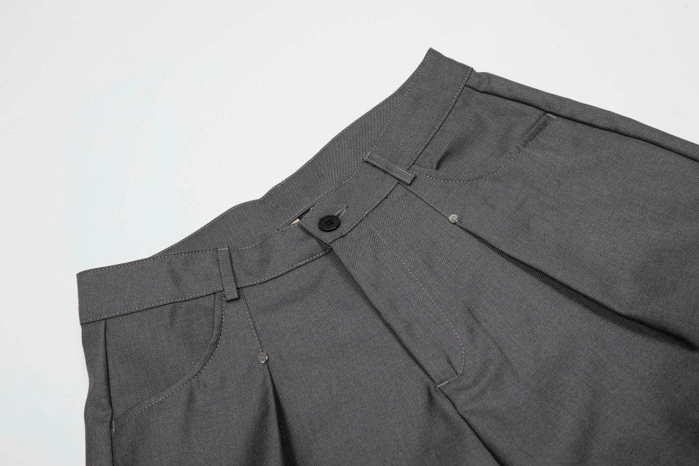 Japanese Brand Men's Solid-Color Casual Vibe Pleated Wide-Leg Shorts Size US 32 / EU 48 - 3 Thumbnail