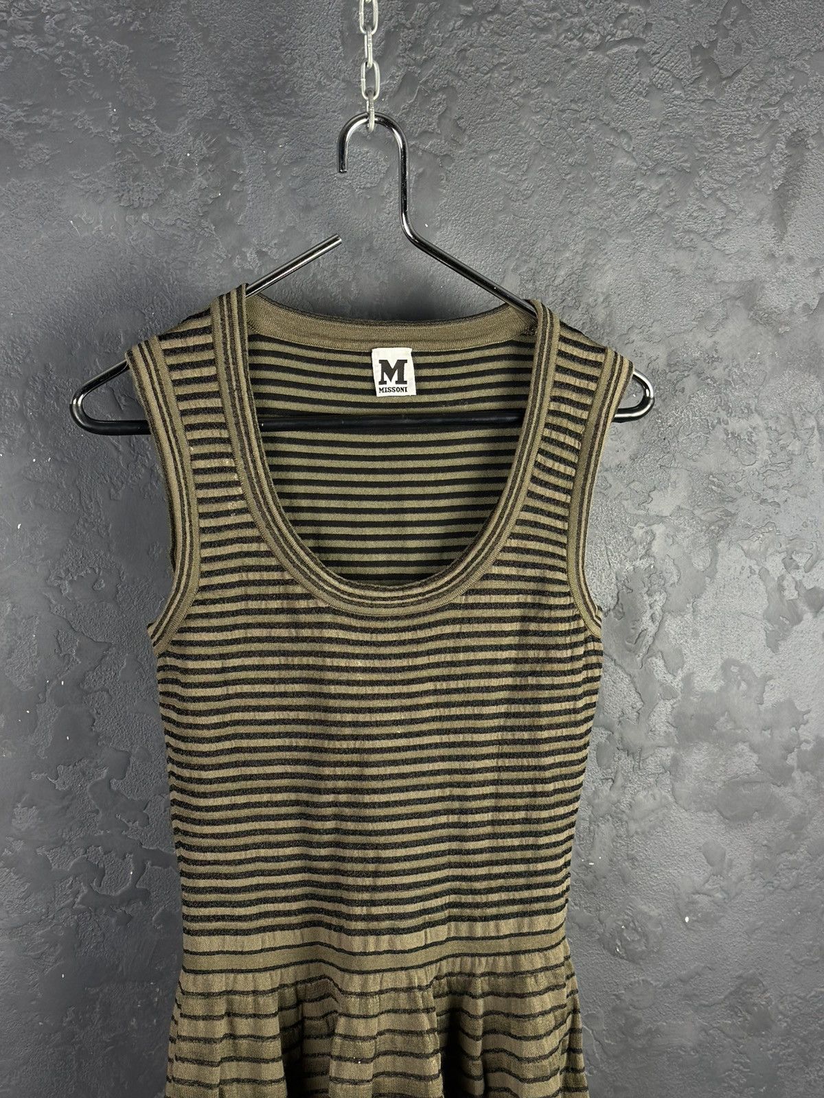 Missoni Vintage Missoni Sparkly Striped Pleated Dress Avant-Garde Size M / US 6-8 / IT 42-44 - 2 Thumbnail