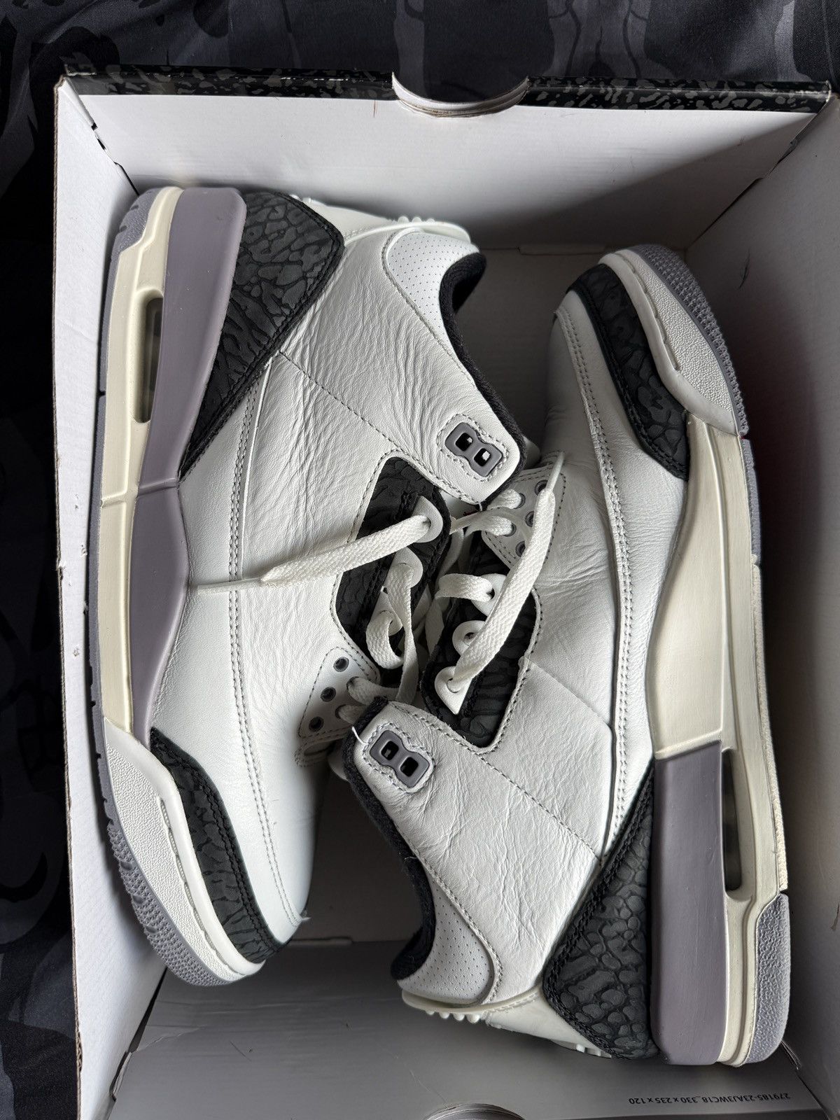 Jordan Brand Cement grey jordan 3 Size US 10 / EU 43 - 2 Thumbnail