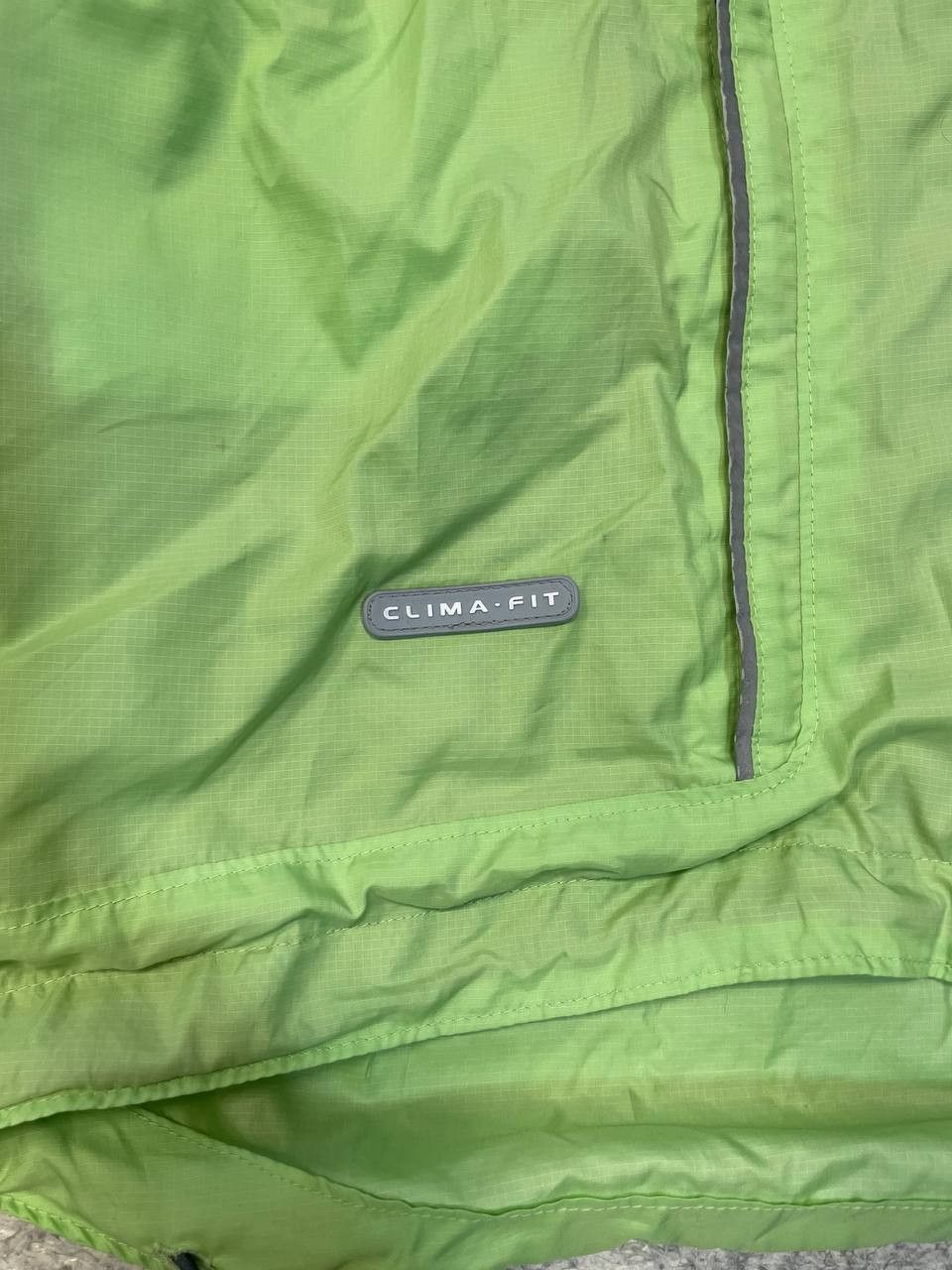 Nike Vintage Nike Clima-FIT Green Zip-Off Sleeves Jacket Men’s Size US S / EU 44-46 / 1 - 14 Thumbnail