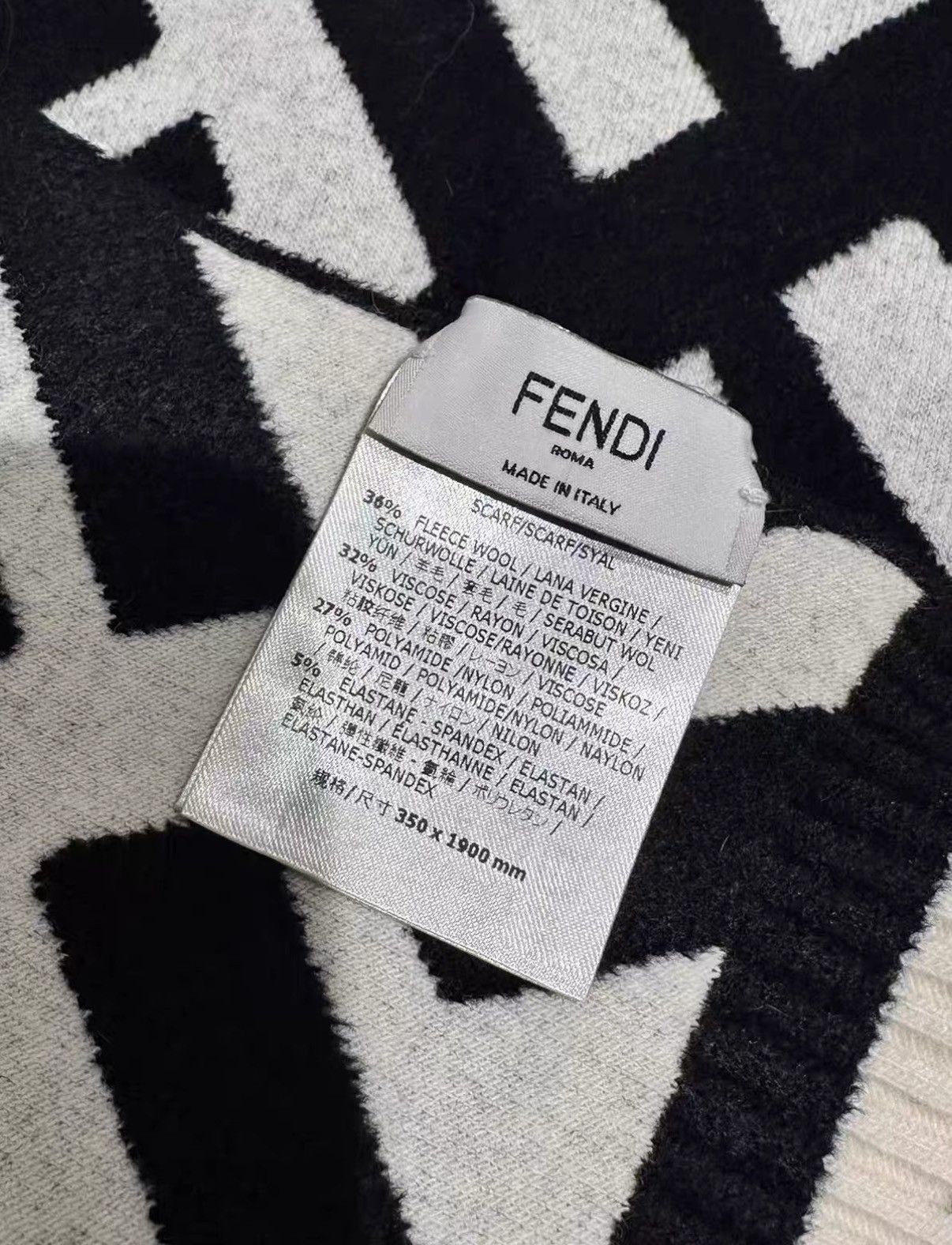 Fendi Fendi black and white full FF print thick scarf J38 Size ONE SIZE - 4 Thumbnail
