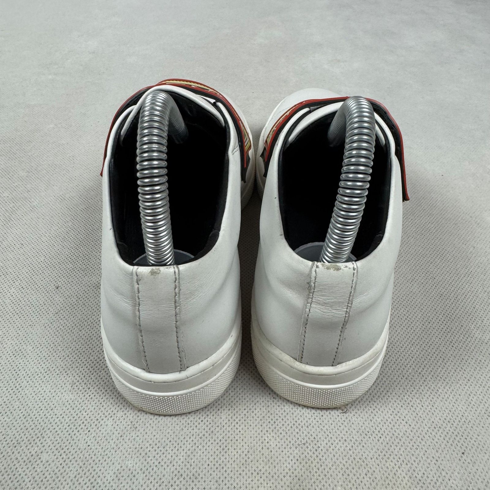Versace Versace White Leather Round Toe Athletic Sneakers Shoes 36 Size US 4 / IT 34 - 6 Thumbnail
