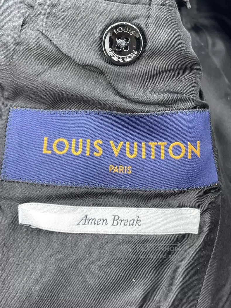 Louis Vuitton Louis Vuitton Black show style suit jacket Size US M / EU 48-50 / 2 - 6 Thumbnail