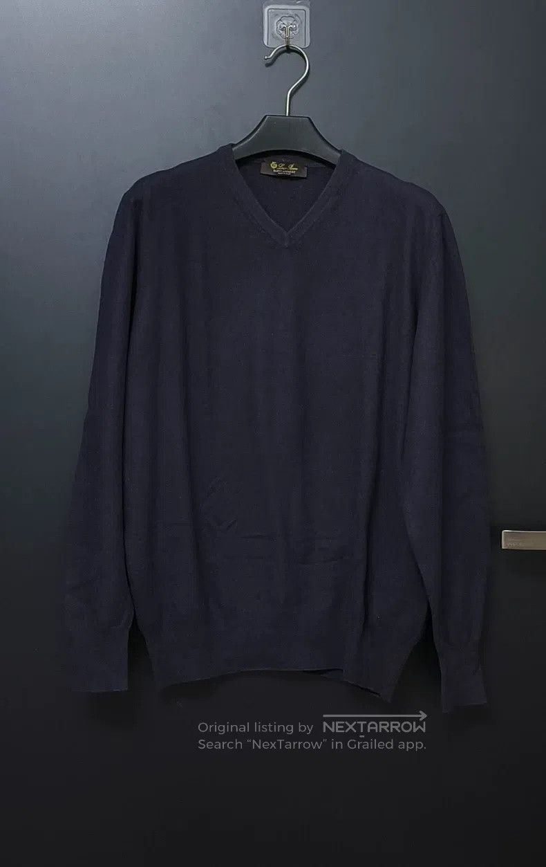 Loro Piana LORO PIANA Size 54 baby cashmere sweater Size US L / EU 52-54 / 3 - 1 Thumbnail