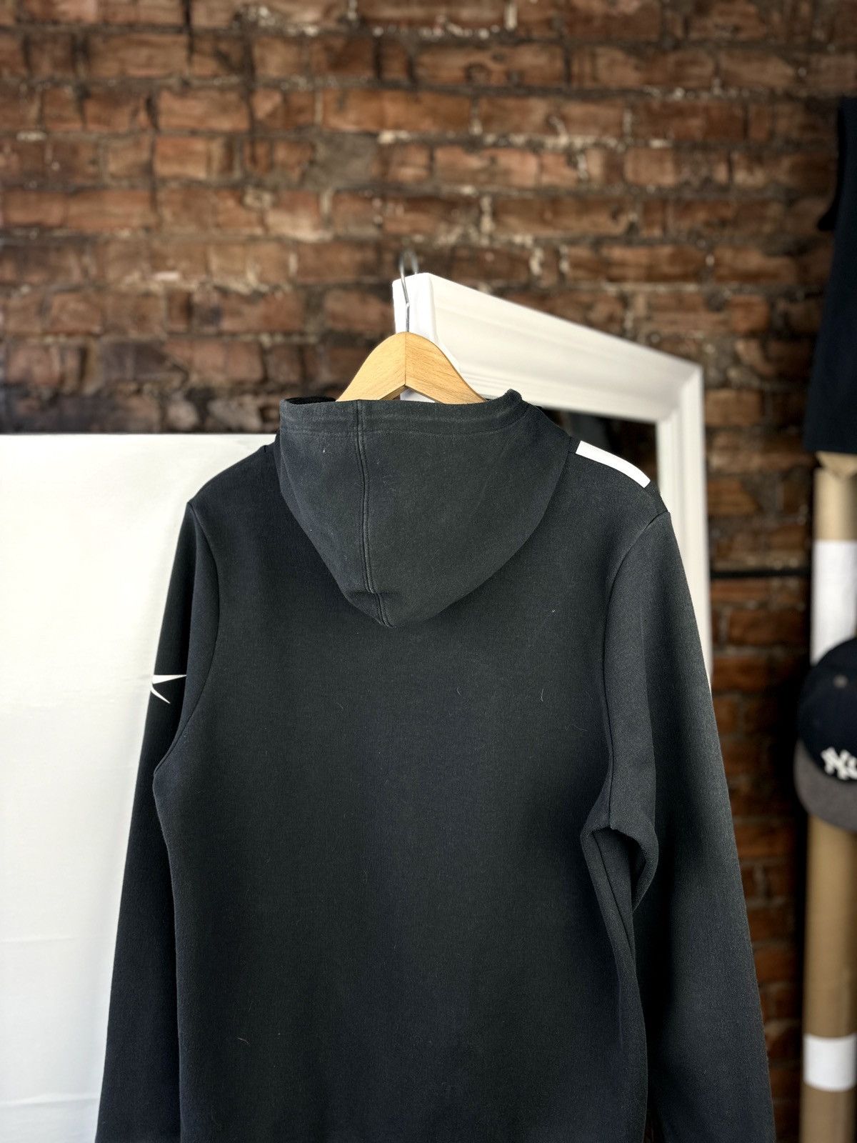 Reebok Men’s Hoodie Reebok Black Size: M Size US M / EU 48-50 / 2 - 4 Thumbnail