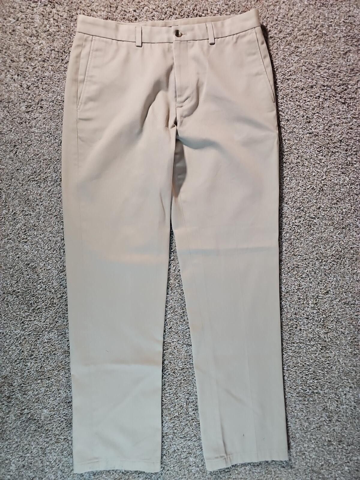 Eddie Bauer Eddie Bauer Wrinkle Free Relaxed Fit 34 Khakis Size US 34 / EU 50 - 1 Thumbnail