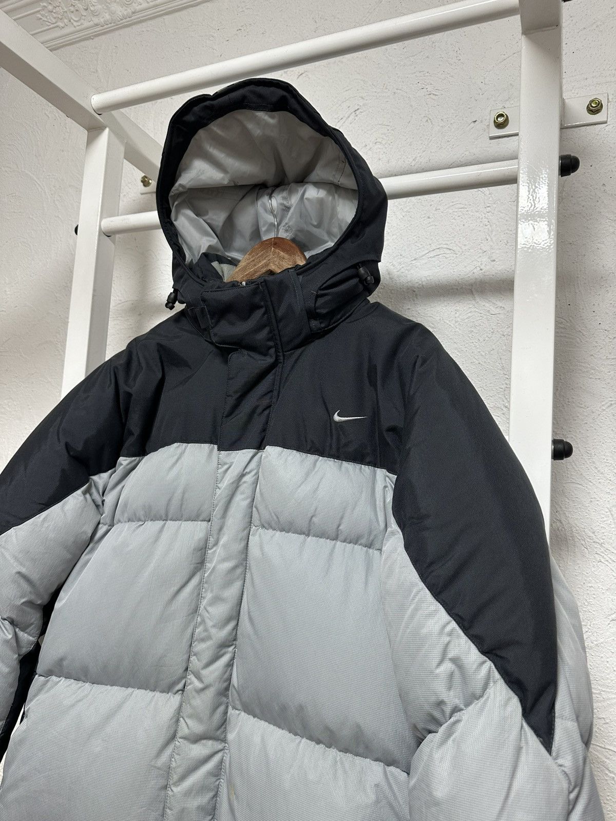 Nike Nike Men’s Vintage Down Jacket Size M Puffer Coat Size US M / EU 48-50 / 2 - 2 Thumbnail