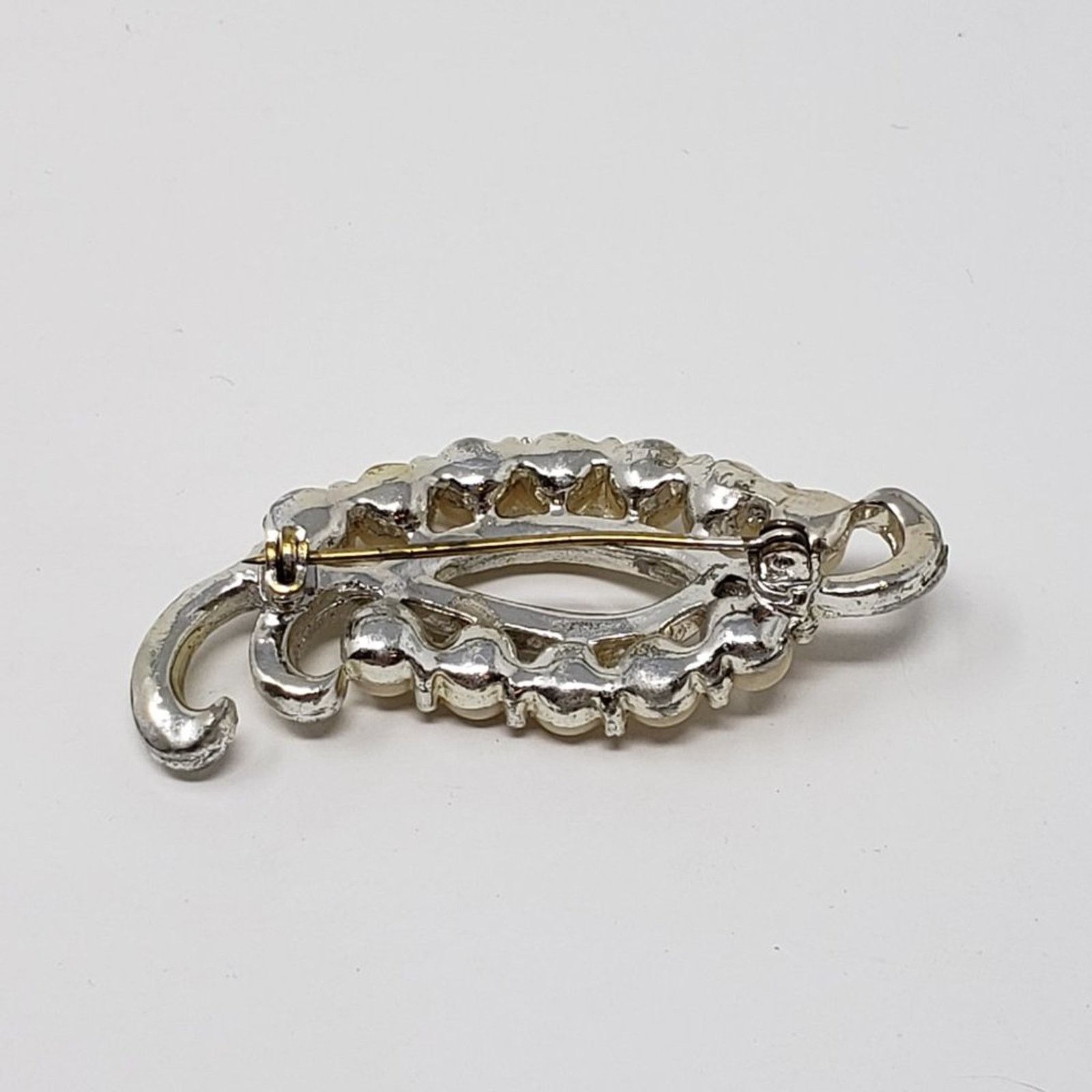 Other Faux Pearl Gold-Tone Rhinestone Gemstone Leaf Shaped Brooch Size ONE SIZE - 9 Thumbnail