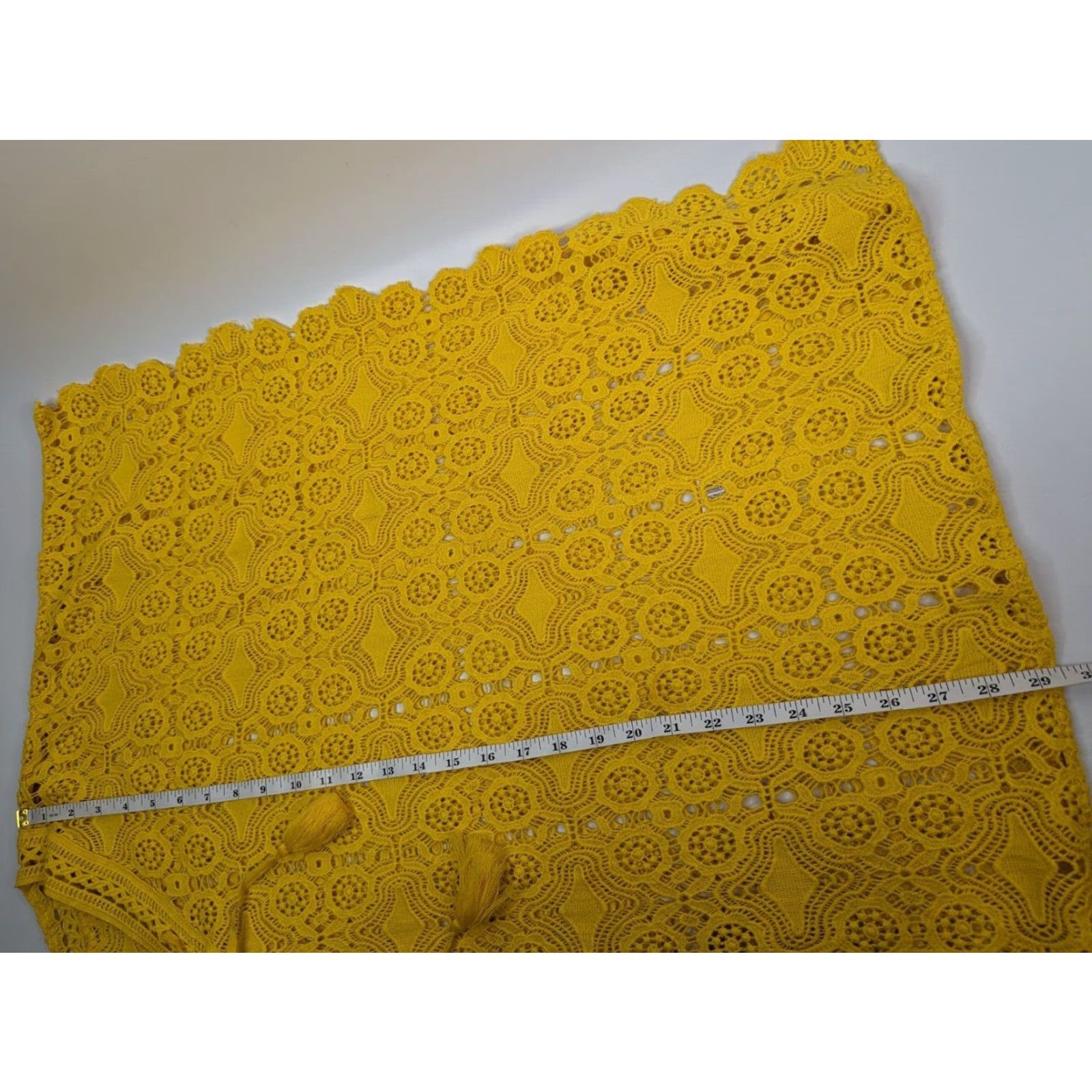 Vintage Sundance Graycelyn Yellow Lace Up 100% Cotton V-Neck Coverup M Adult Women Beach Bohemian Tunic Shirt Style Crew Neck? Size M / US 6-8 / IT 42-44 - 4 Thumbnail