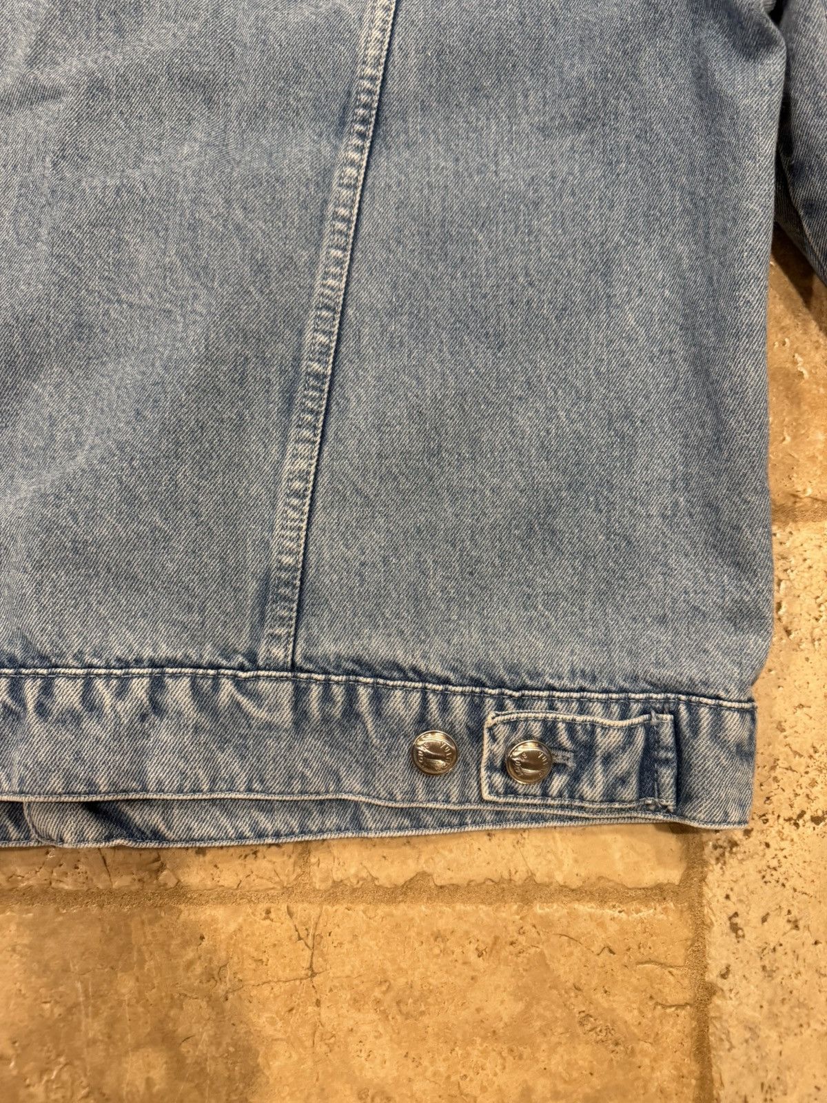 Louis Vuitton Louis Vuitton Frayed Distress Monogram Denim Trucker Jacket Size US XL / EU 56 / 4 - 15 Thumbnail