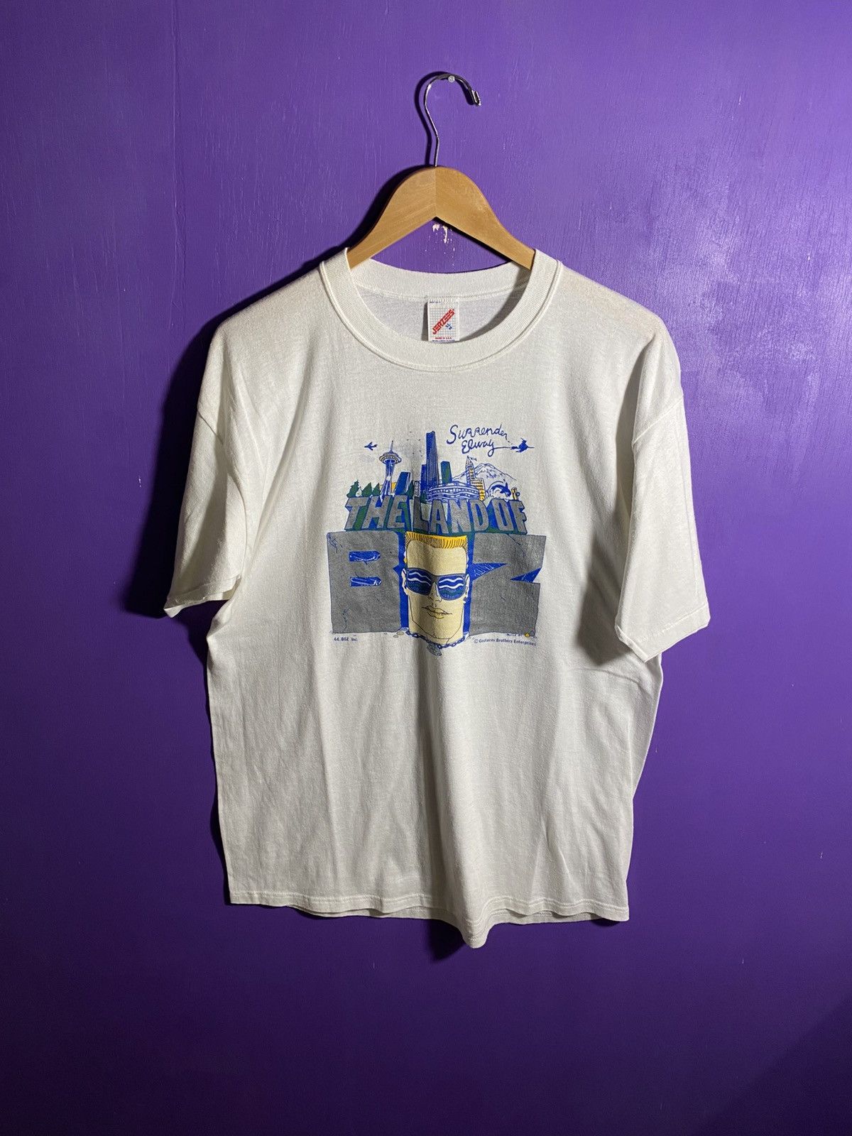 NFL Vintage 1987 Seahawks Brian Bosworth the land of boz t-shirt Size US XL / EU 56 / 4 - 1 Thumbnail
