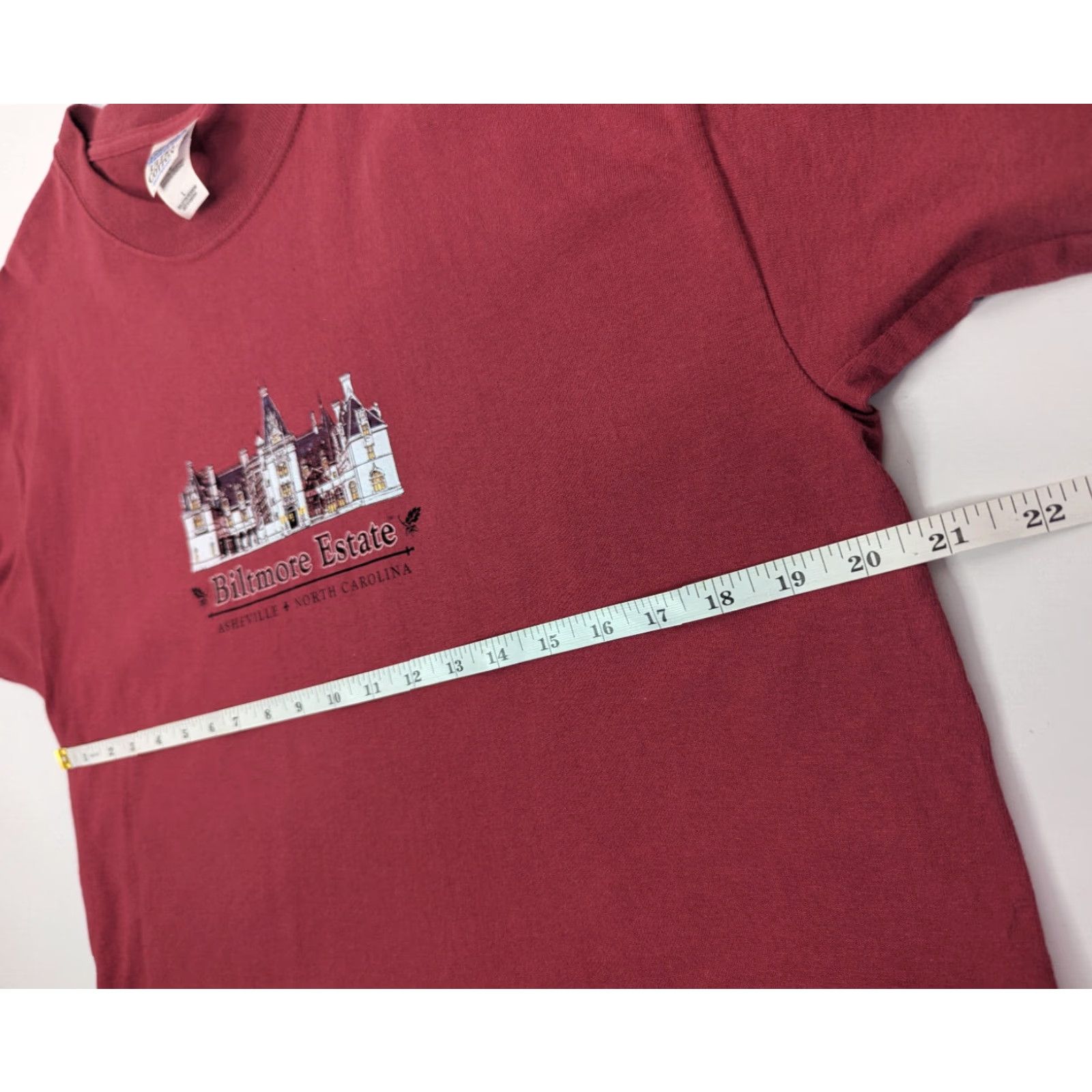 Gildan VINTAGE Biltmore Estate Asheville Red Shirt Adult Large North Carolina Gildan Ultra Cotton T-Shirt Mens Size US L / EU 52-54 / 3 - 6 Thumbnail