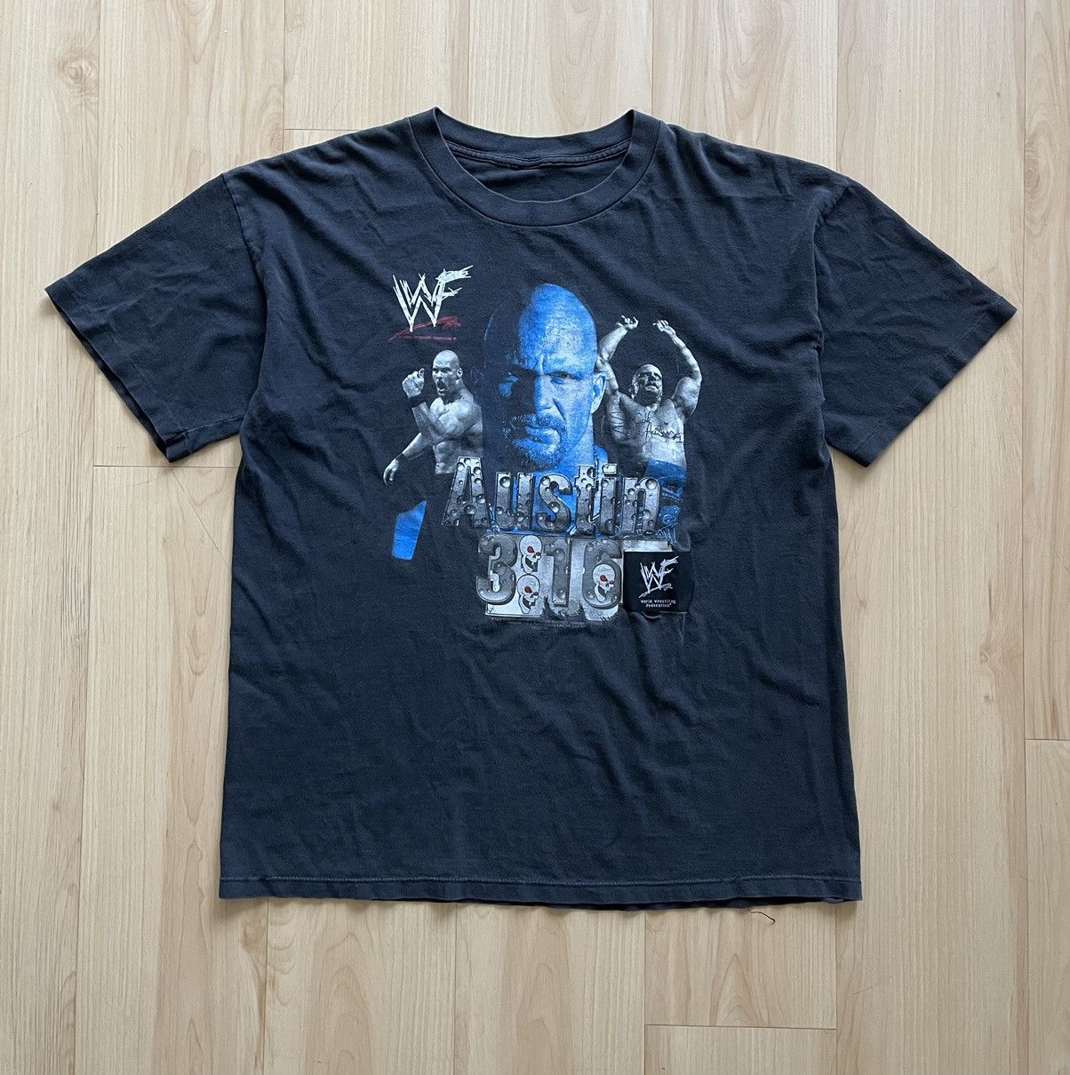 Vintage Vintage 90s Stone Cold Steve Austin WWF Wrestling T Shirt Size US XL / EU 56 / 4 - 1 Thumbnail