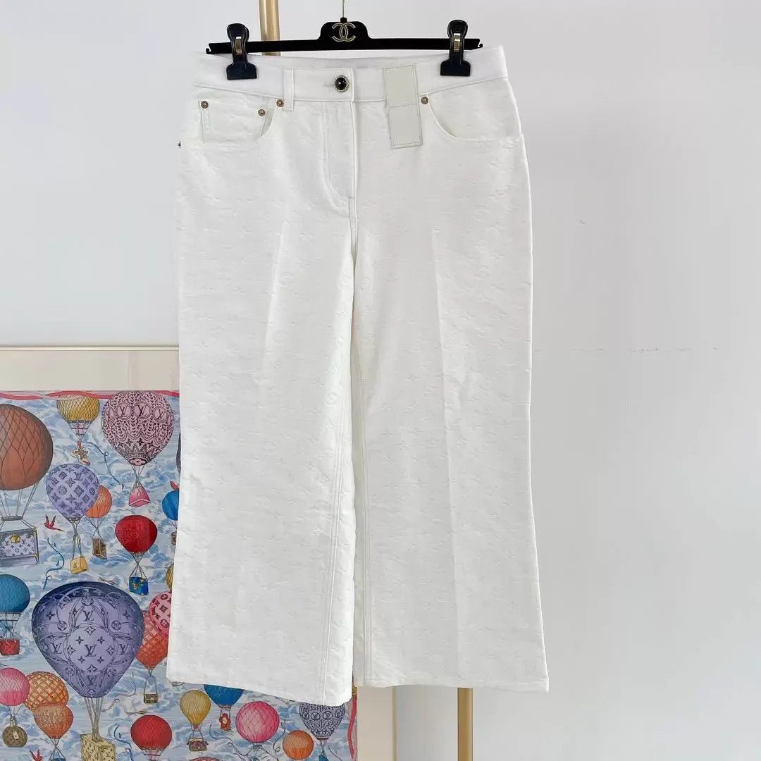 Louis Vuitton Louis Vuitton Monogram allover white jeans size 40 Size 28" / US 6 / IT 42 - 1 Thumbnail