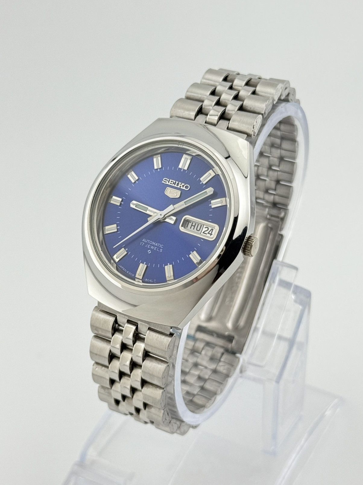 Seiko Vintage Seiko 5 Automatic Navy Blue Dial Men’s Wristwatch Size 36 - 1 Thumbnail