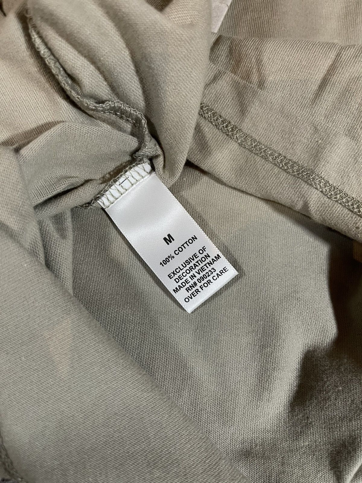Essentials Fear of God Essentials Boxy L/S T-Shirt Applique Logo Moss Size US M / EU 48-50 / 2 - 16 Thumbnail