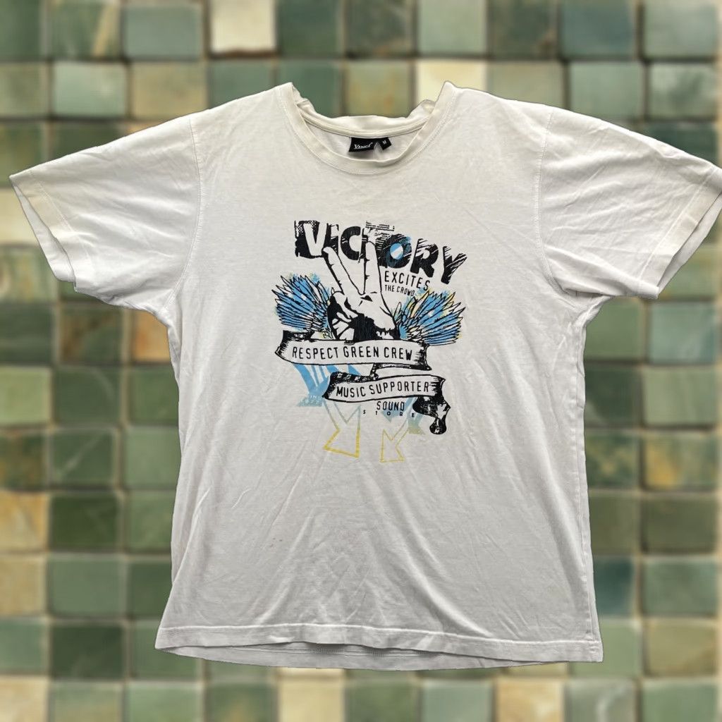 Vintage Vinci Victory T-Shirt Men's Medium Music Festival Band Tee Rock Pop Y2k Grunge Size US M / EU 48-50 / 2 - 1 Thumbnail