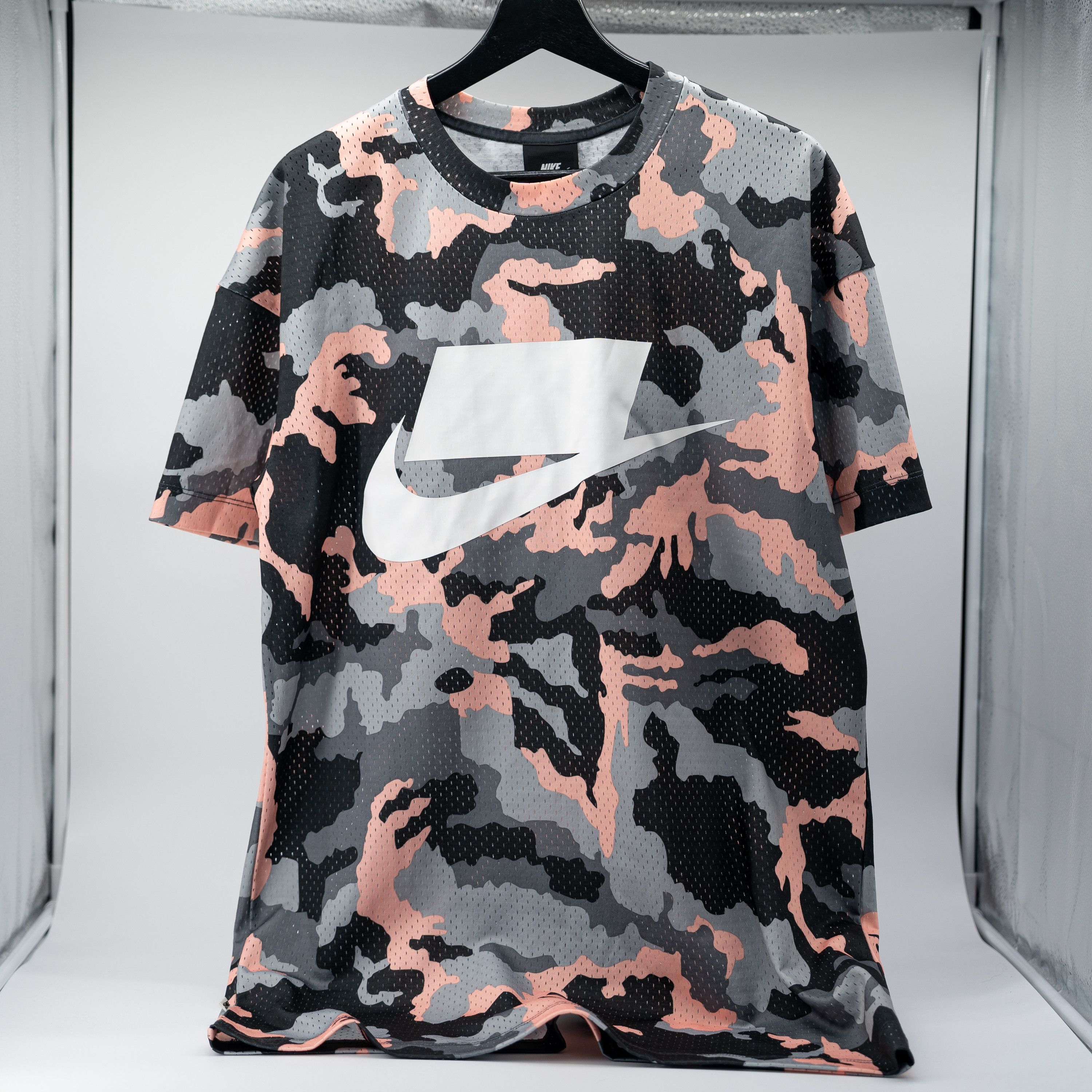 Size M Nike NSW Mesh shirt top Pink Camo 928627 060 Tee