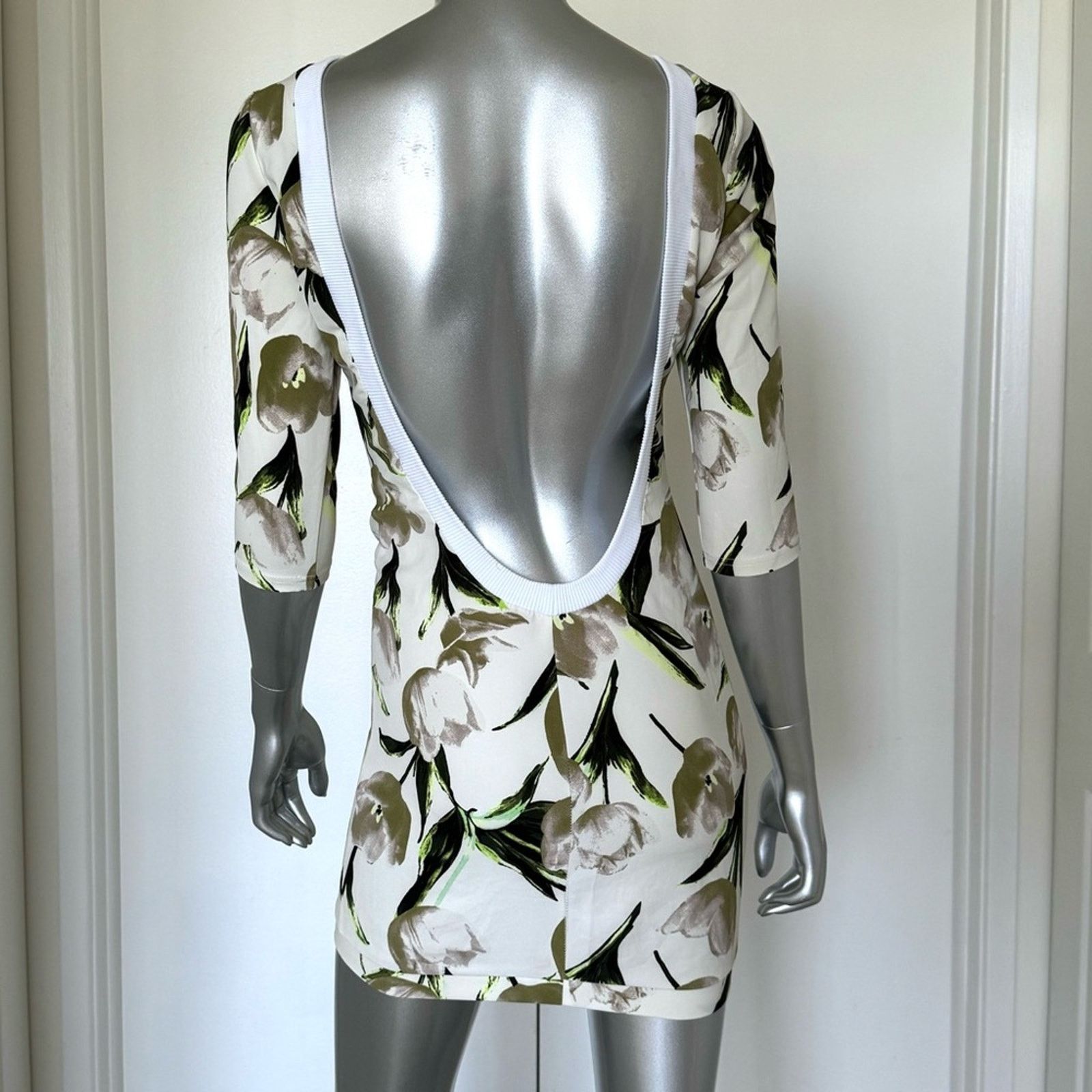 Other LA STORY Dress with tulips, Size S/M Size S / US 4 / IT 40 - 2 Thumbnail