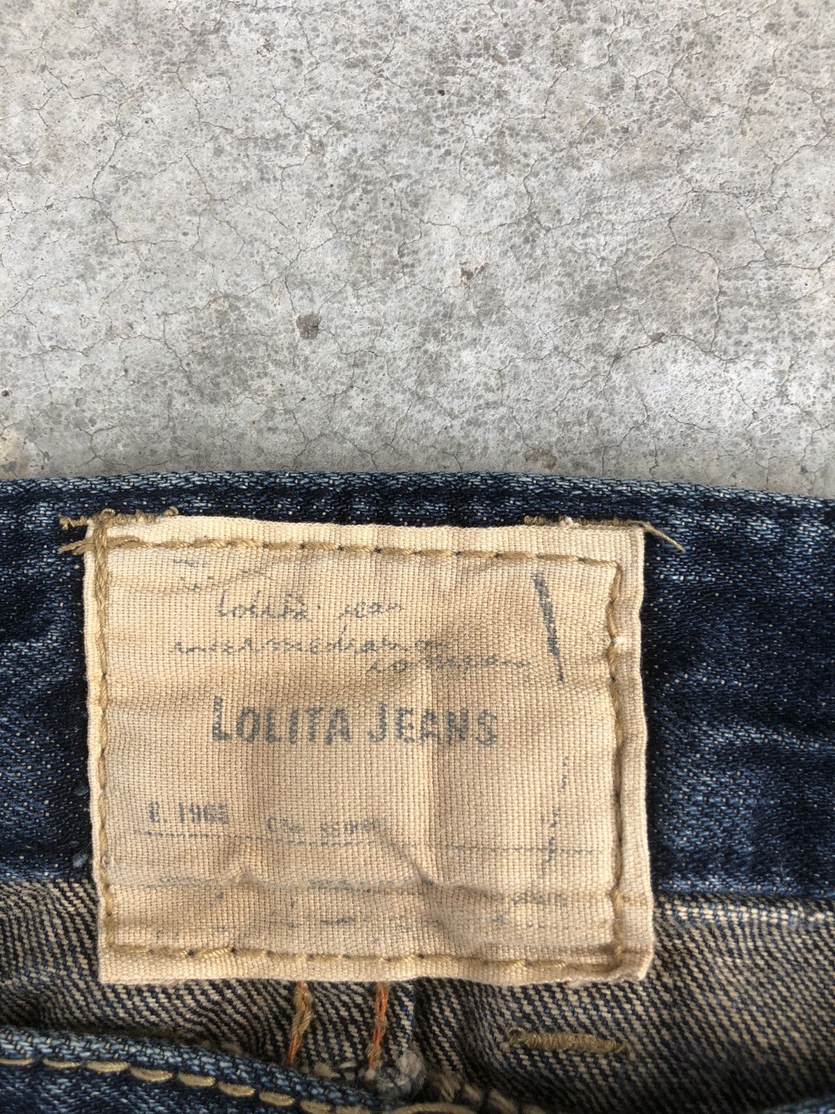 Japanese Brand Rare Yoshitomo Nara Lolita Dog Distressed Jeans Size US 33 - 20 Thumbnail