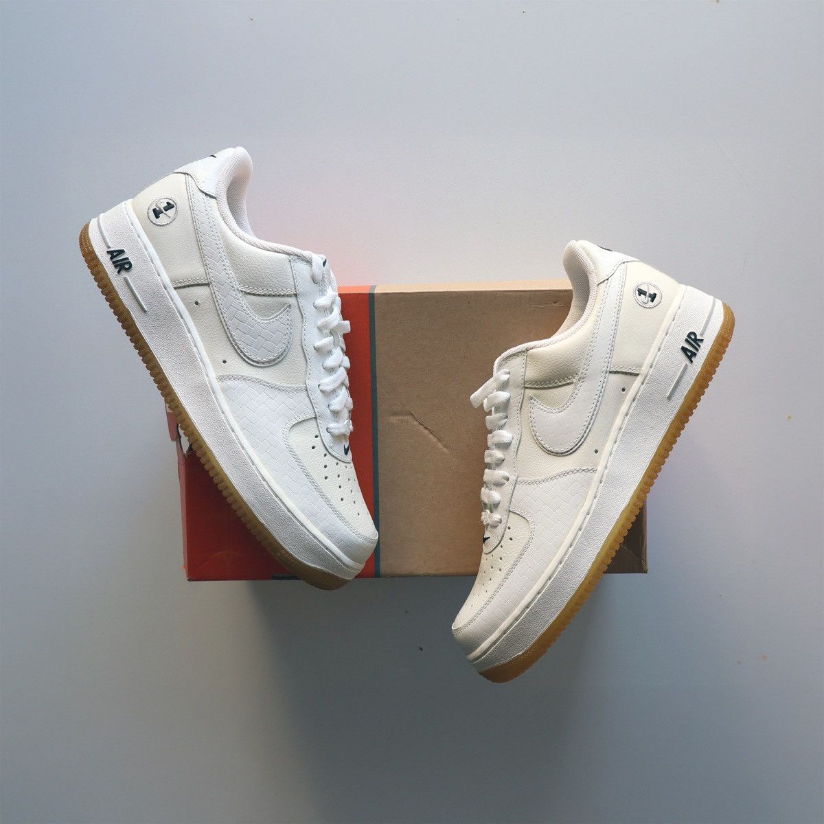 Nike 2005 Nike Air Force 1 AF1 Deadstock Brand New Size 9 Size US 9 / EU 42 - 3 Thumbnail