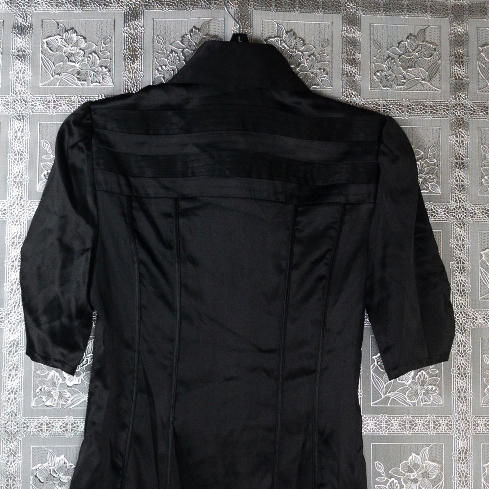 Bebe NWT Bebe Black Silk Floral Button Down Shirt Size XS / US 0-2 / IT 36-38 - 7 Thumbnail