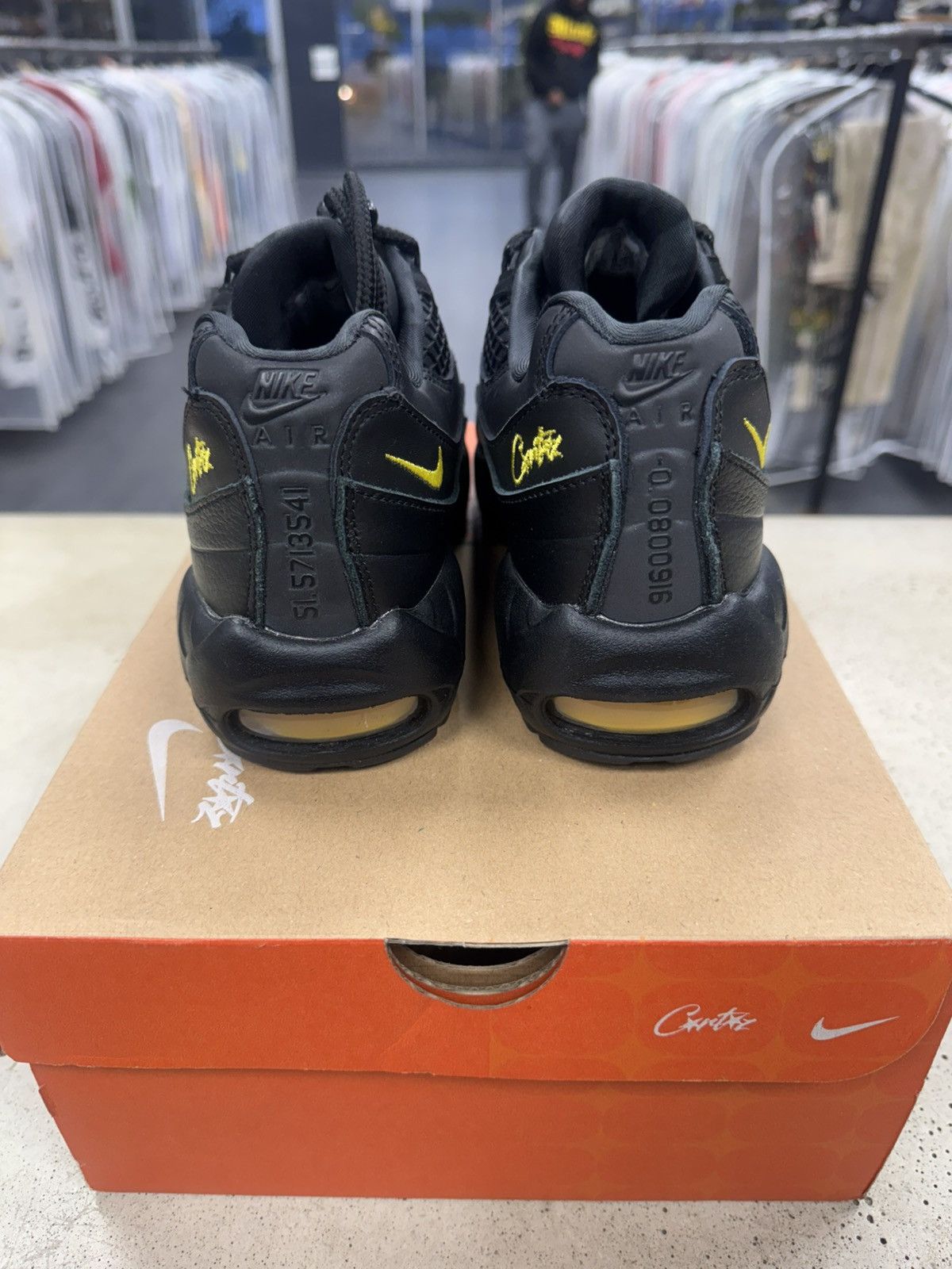 Corteiz × Nike Air Max 95 Corteiz Honey Black Size US 7 / EU 40 - 3 Thumbnail