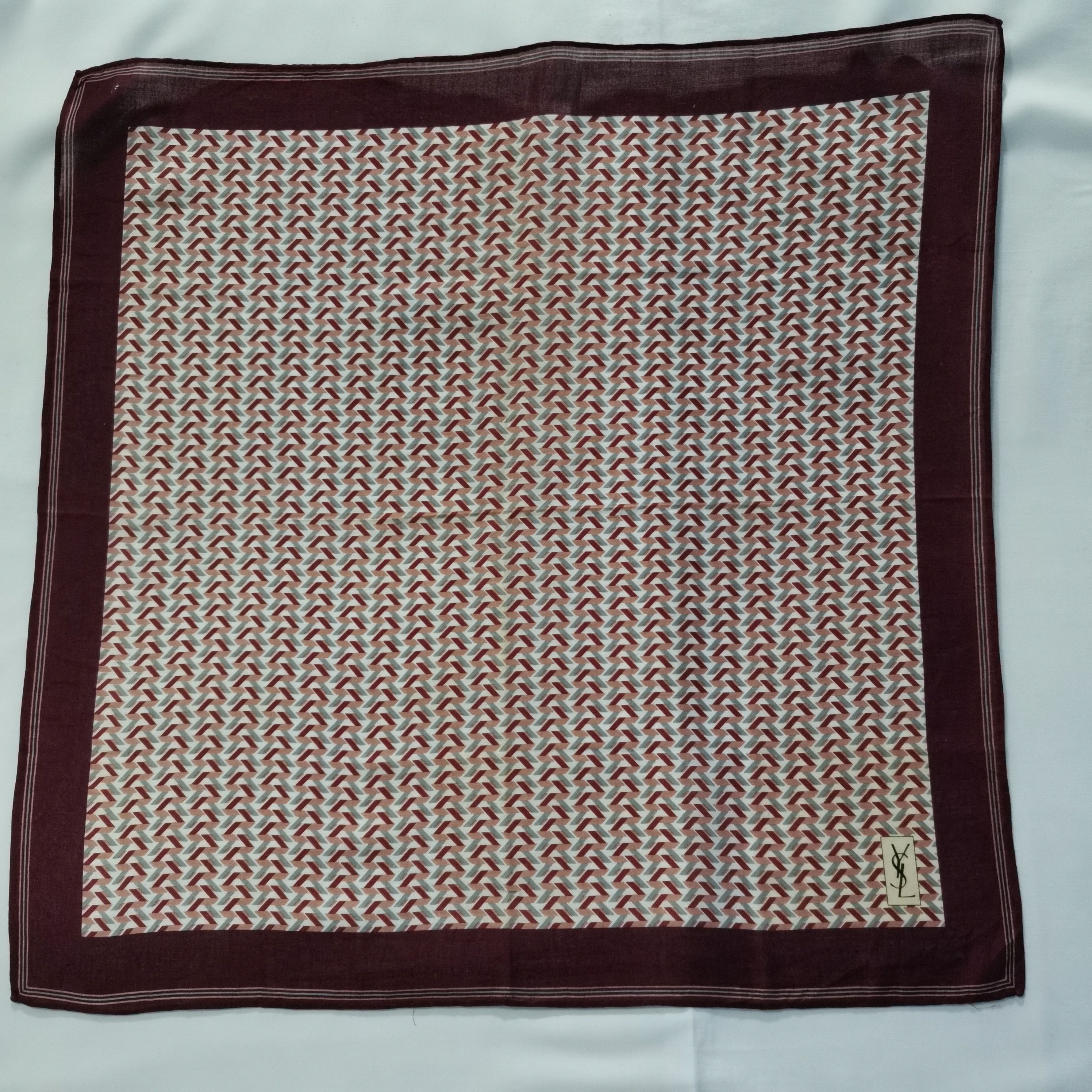 Yves Saint Laurent YVES SAINT LAUREN HANDKERCHIEF/BANDANA/SCARF Size ONE SIZE - 2 Thumbnail