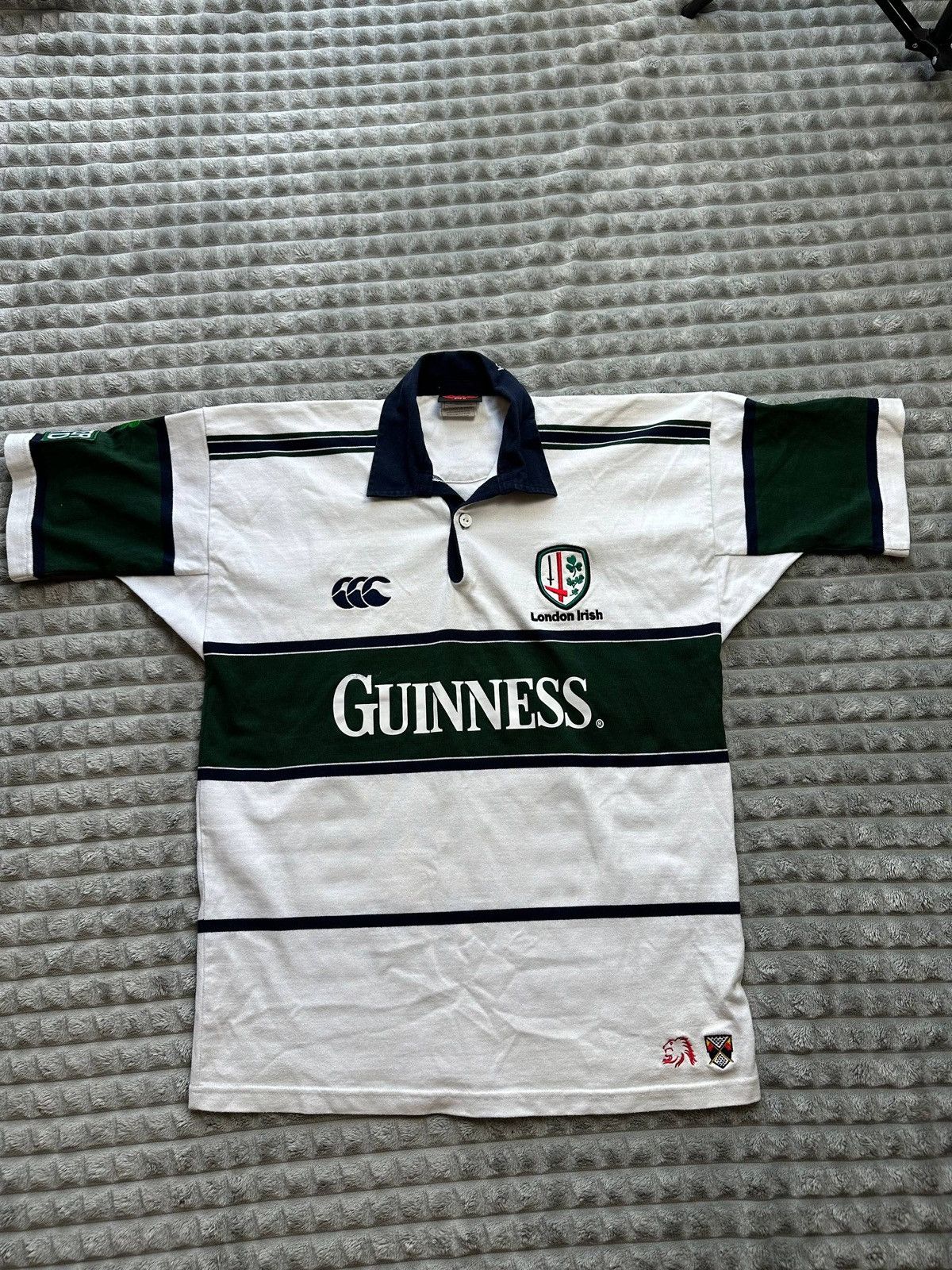 Canterbury of New Zealand 2004 2005 London Irish Rugby Away Shirt Size US M / EU 48-50 / 2 - 4 Thumbnail