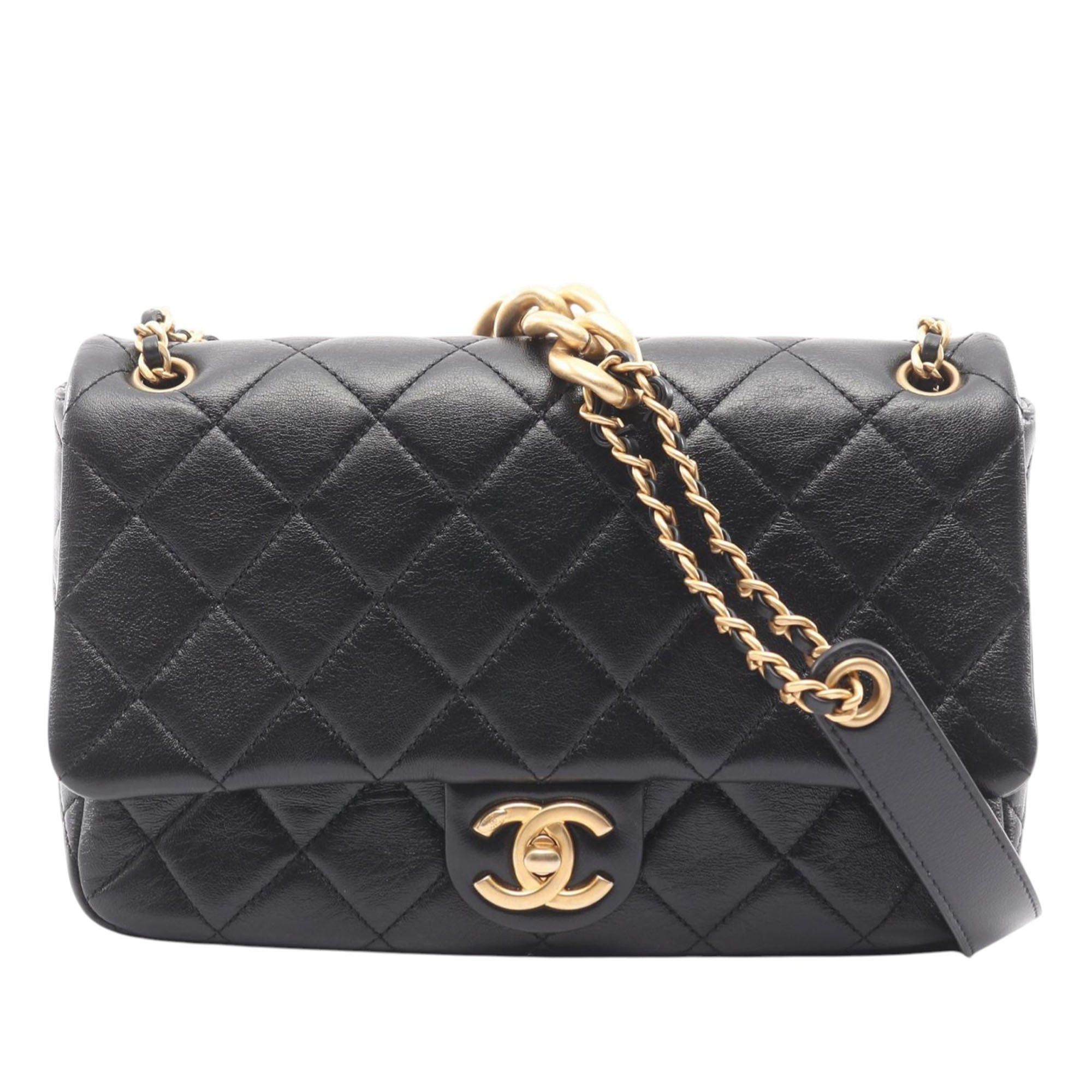 Chanel CC Quilted Lambskin Contrast Stitch Single Flap Size ONE SIZE - 1 Thumbnail